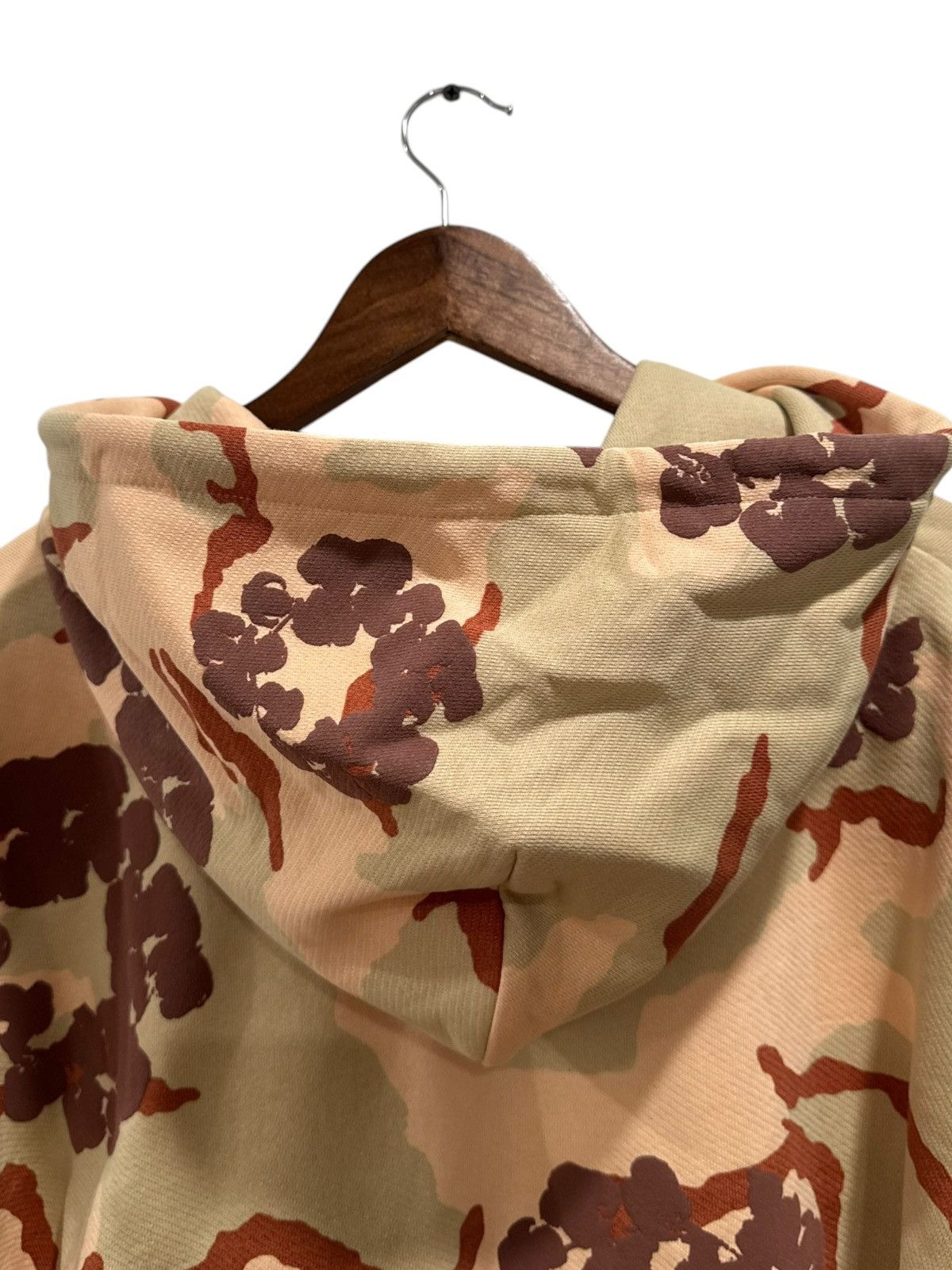 DENIM TEARS Denim Tears The Cotton Wreath Zip Hoodie Tan Camo Size US XL / EU 56 / 4 - 6 Thumbnail