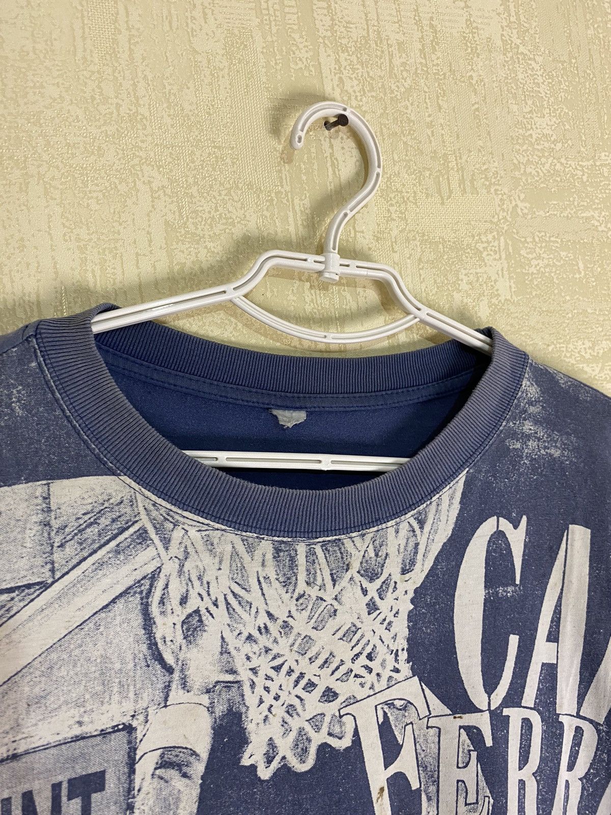 Japanese Brand × Vintage Vintage Basketball 90s Overprint Sun Faded Distressed Tee Size US XXL / EU 58 / 5 - 8 Thumbnail