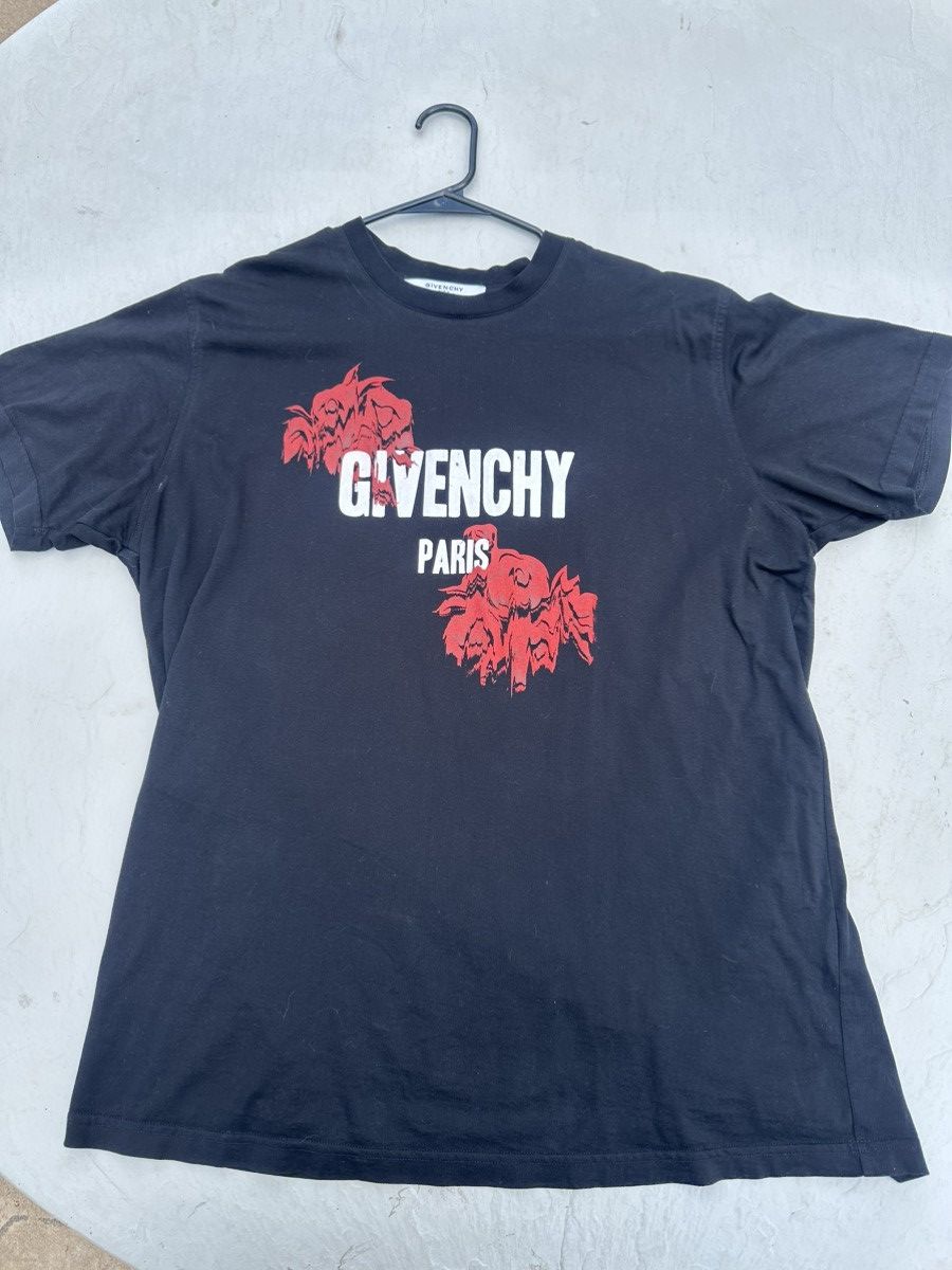 Givenchy Givenchy Rose Tee T Shirt Black Grailed