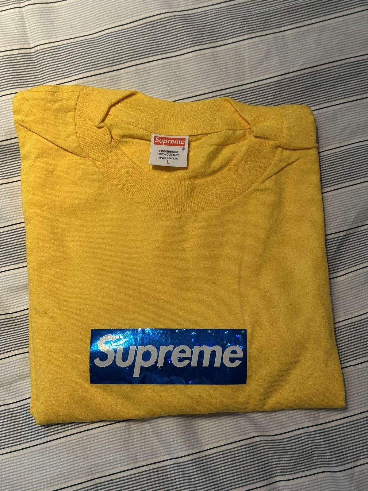 Supreme Supreme 2006 Blue On Yellow Hologram Rare Box logo tee Size US L / EU 52-54 / 3 - 4 Thumbnail