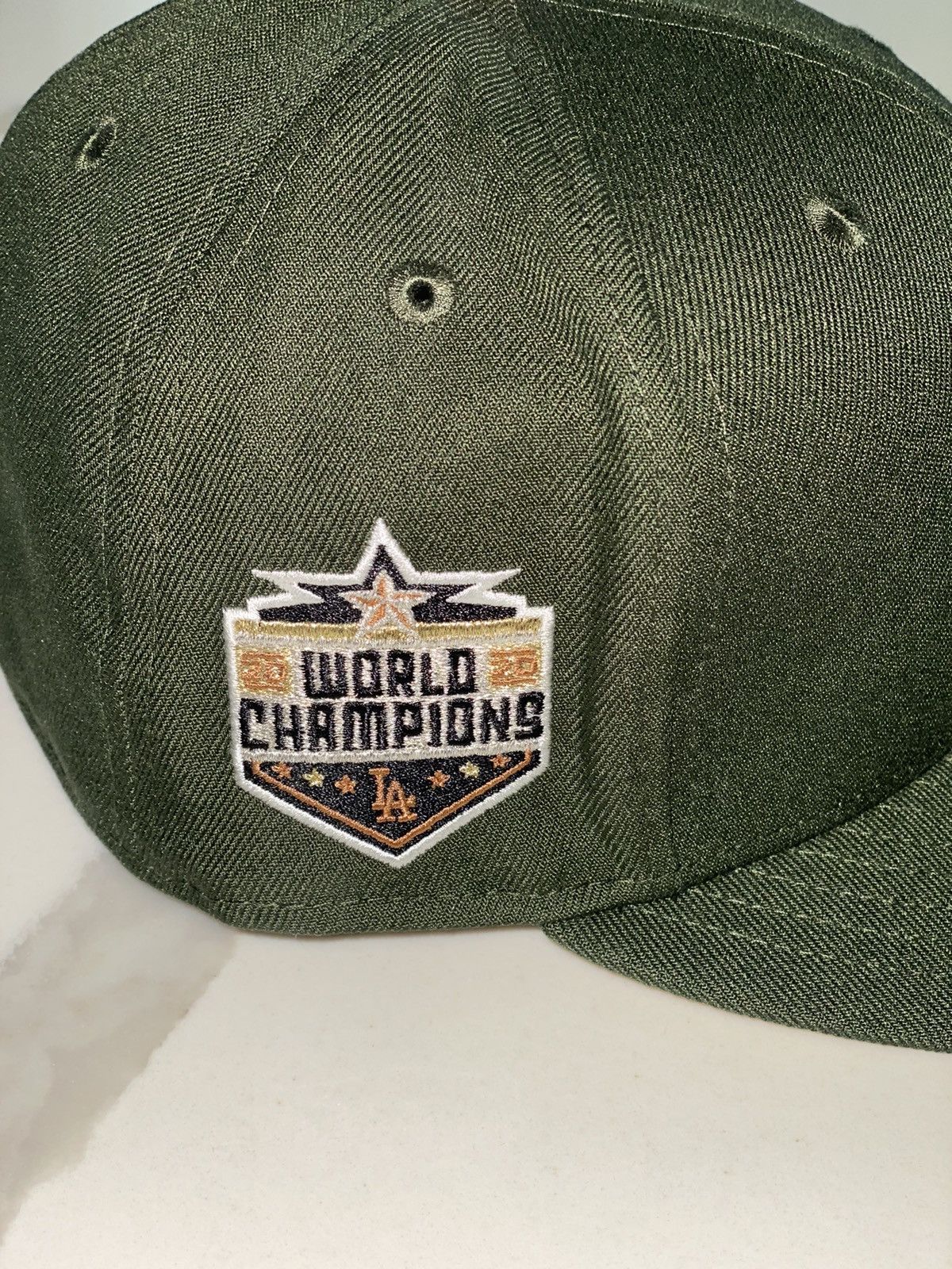 MLB Champagne Los Angeles Dodgers fitted 7 3/8 Size 38 - 4 Thumbnail