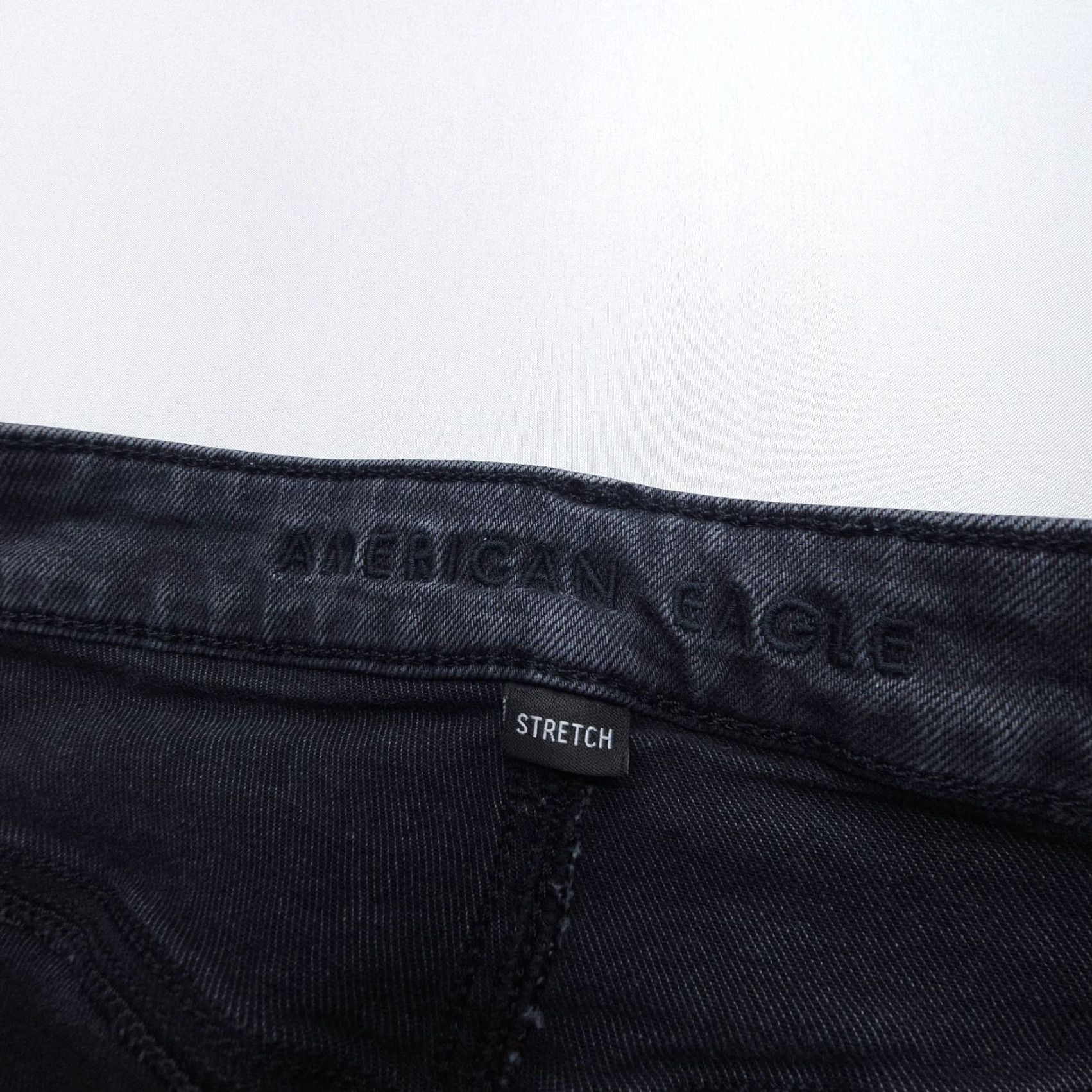 American Eagle Outfitters VINTAGE American Eagle Mom Jeans Womens 10 Black Stretch Denim High Rise EUC Size 27" / US 4 / IT 40 - 7 Thumbnail