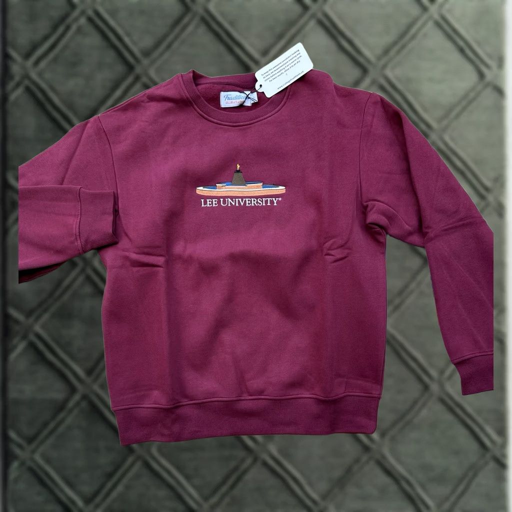 Lee Lee University Sweatshirt Unisex Adults Small Red Embroidered Traditions Collegiate Apparel Crewneck Pullover Graphic Print Blue Accents University Size US S / EU 44-46 / 1 - 1 Thumbnail