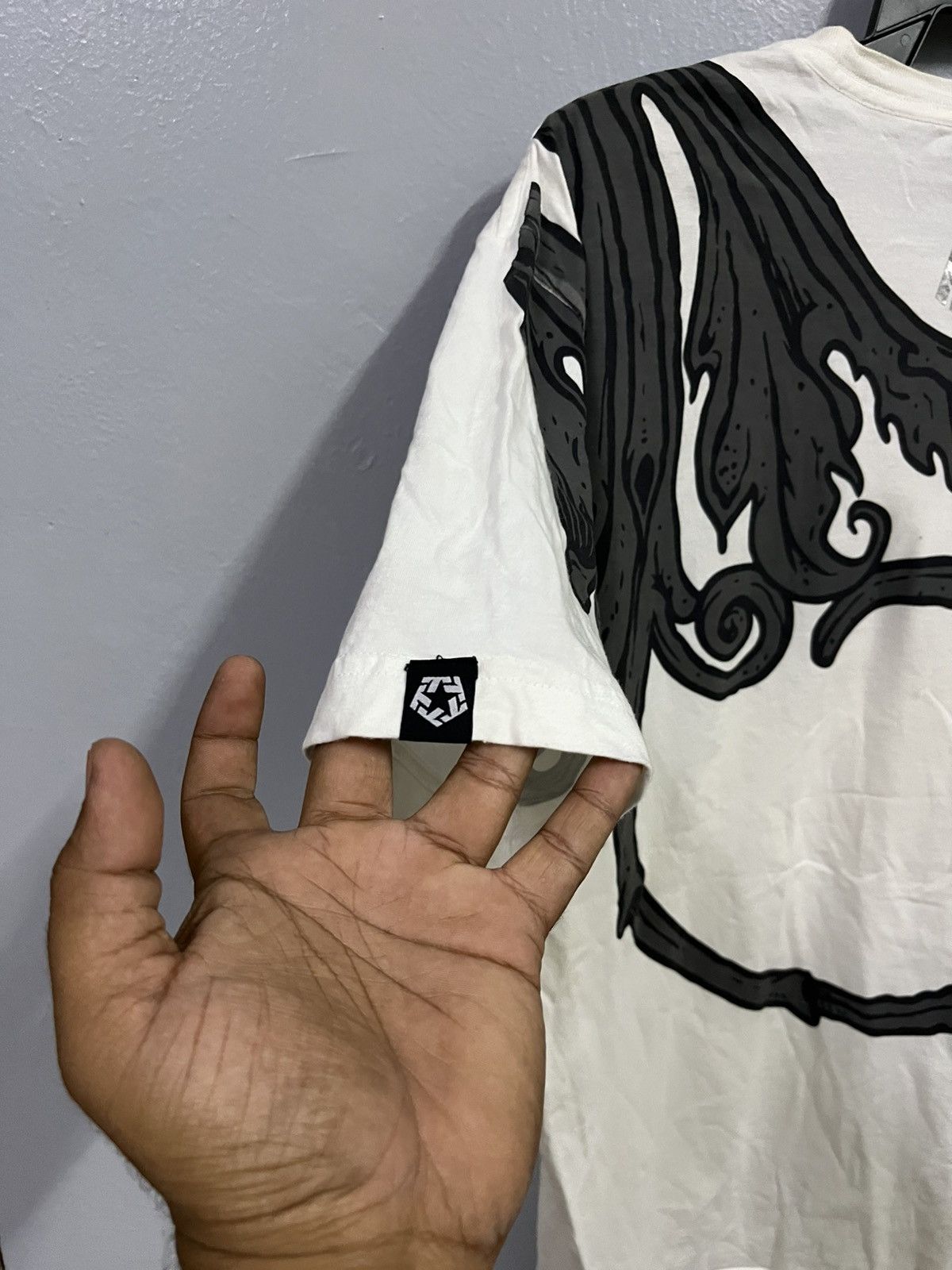 JNCO TRIBAL TEE Size US XL / EU 56 / 4 - 9 Thumbnail