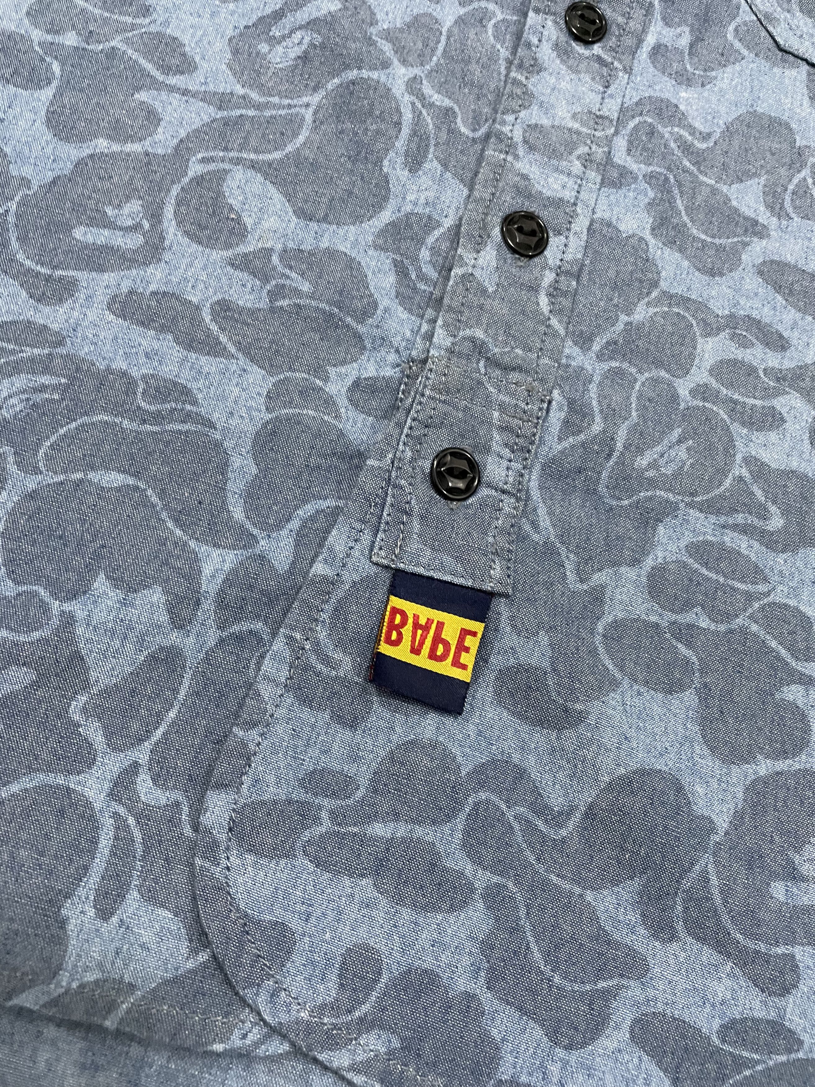 Bape Solid Camo Chambray Button Up S/S Shirt Size US M / EU 48-50 / 2 - 7 Thumbnail