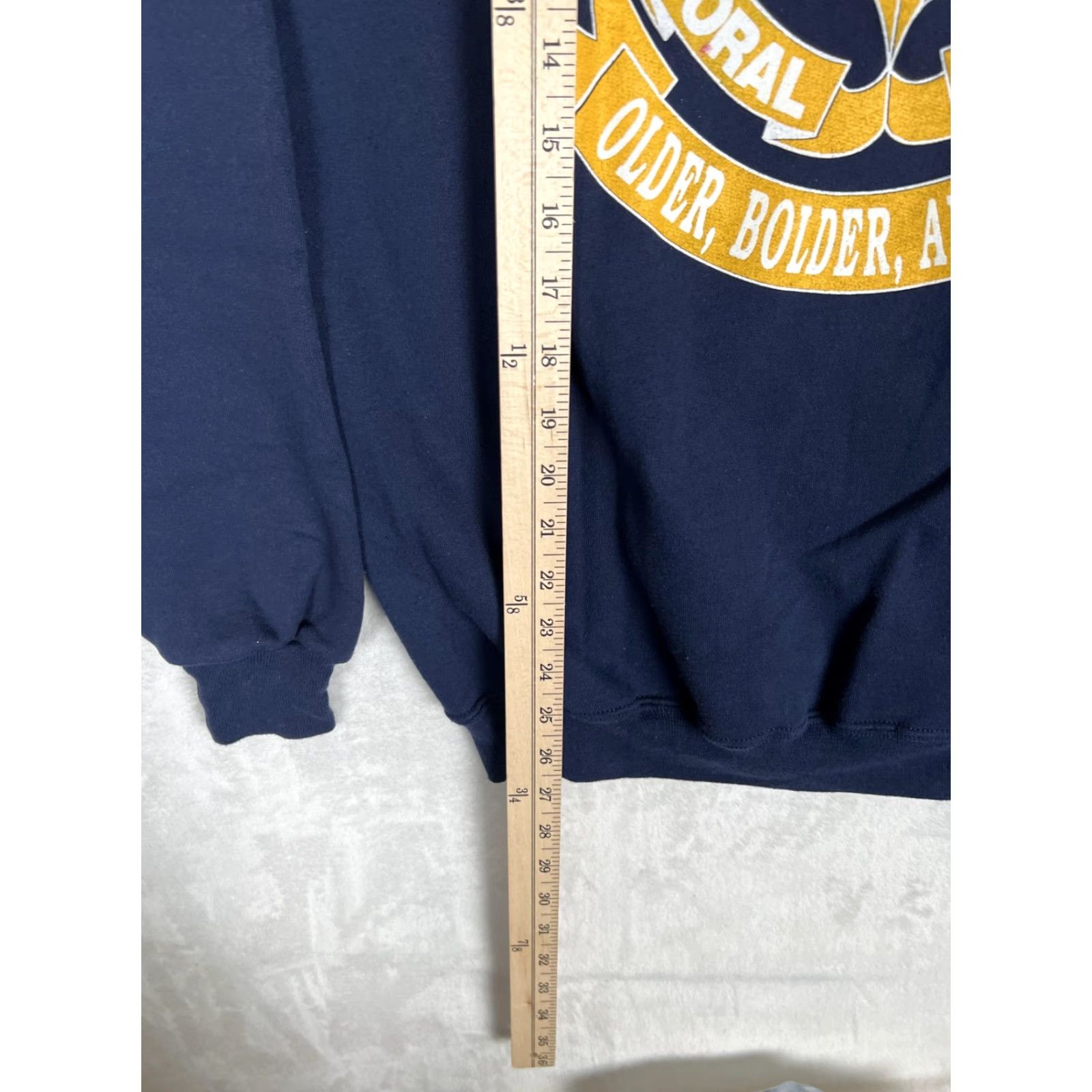 Jerzees VINTAGE Jerzees Sweatshirt Navy Blue Mens L Crew Neck Graphic Print Coral Sea CV-43 The Ageless Warrior 1947 1990 Nautical Patriotic USA Size US L / EU 52-54 / 3 - 3 Thumbnail