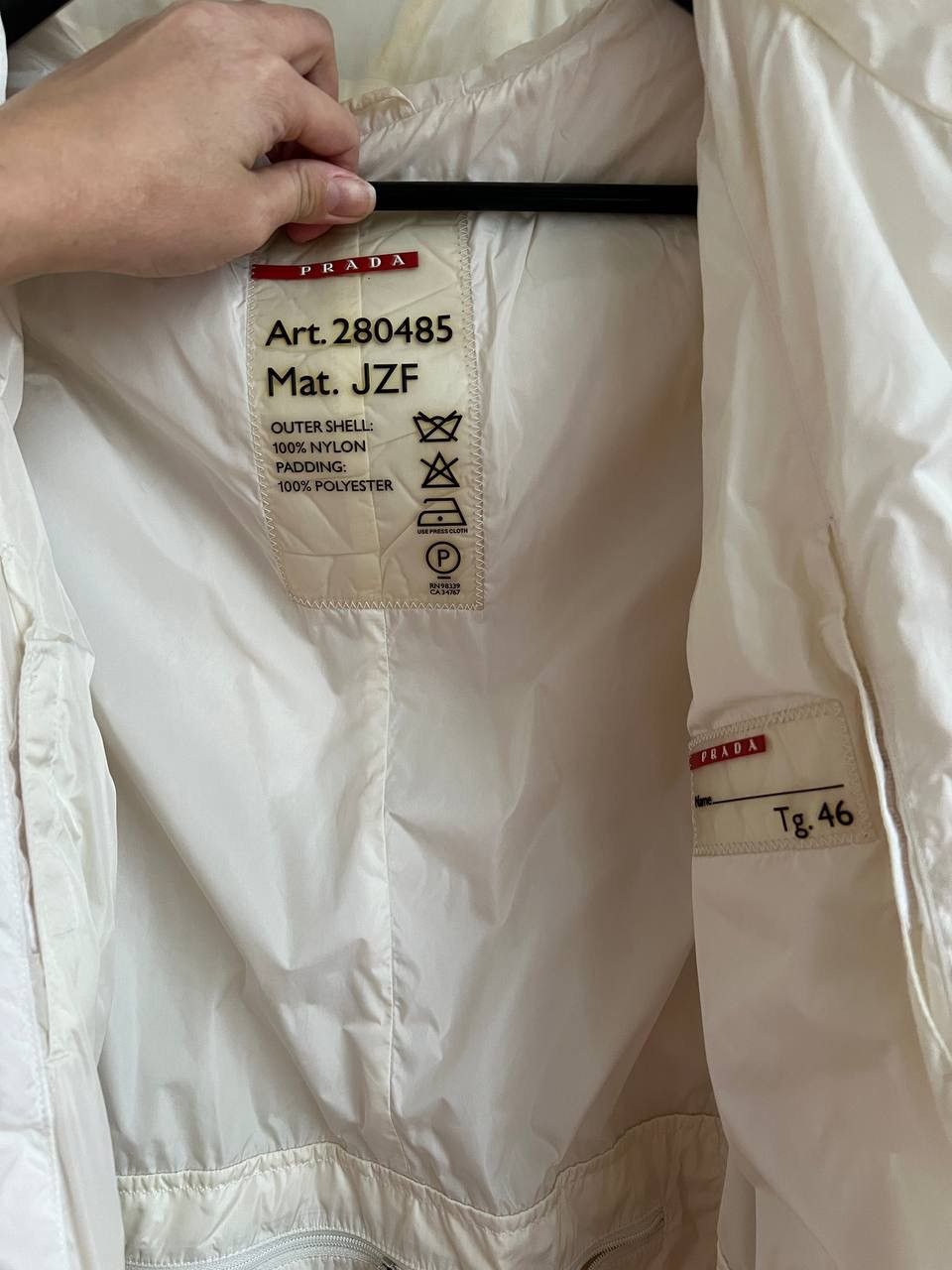 Prada Women's Prada logo jacket Size S / US 4 / IT 40 - 6 Thumbnail