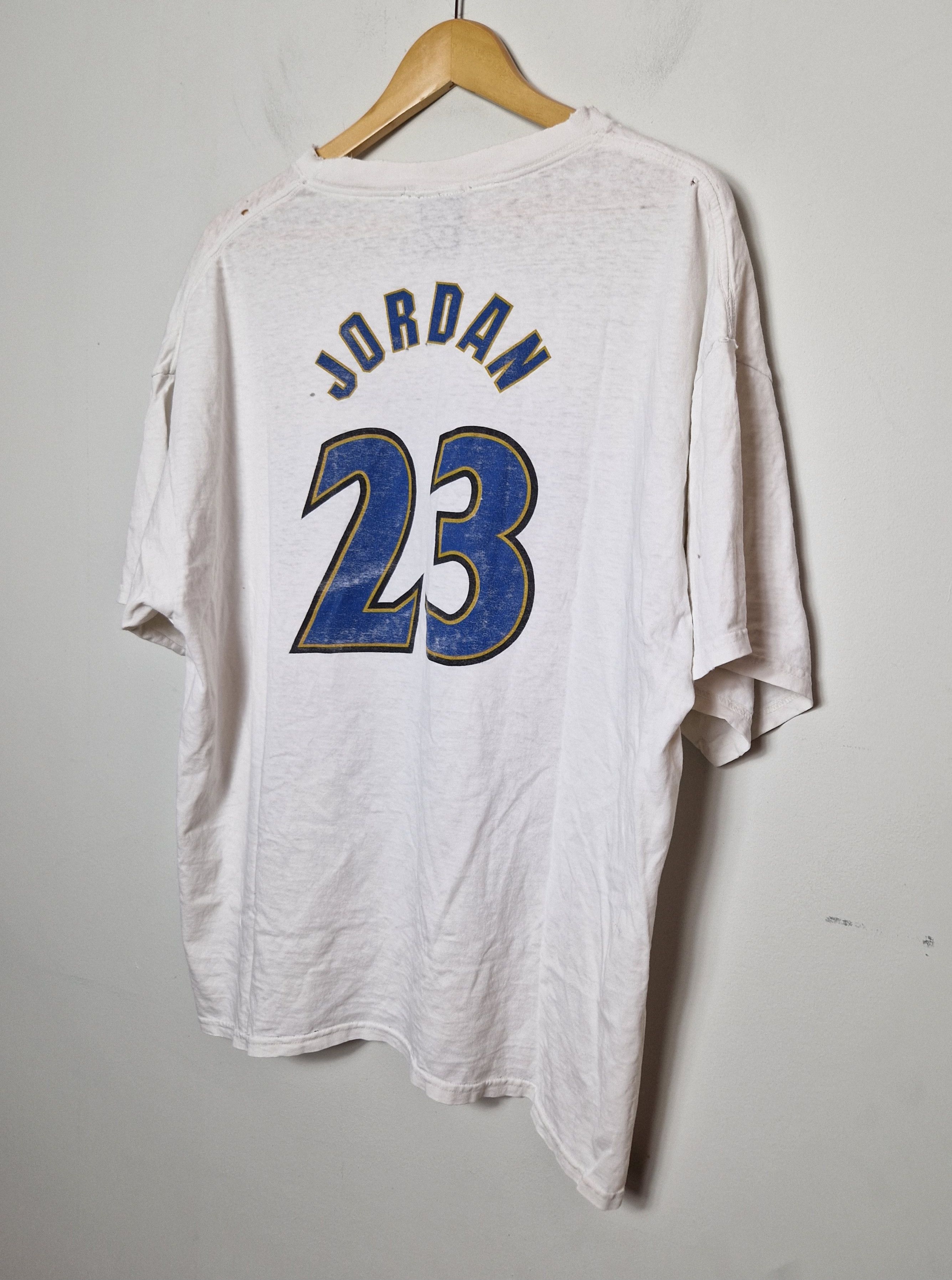 Jordan Brand Nike Wizards Michael Jordan 23 vintage 90s t-shirt Size US L / EU 52-54 / 3 - 8 Thumbnail
