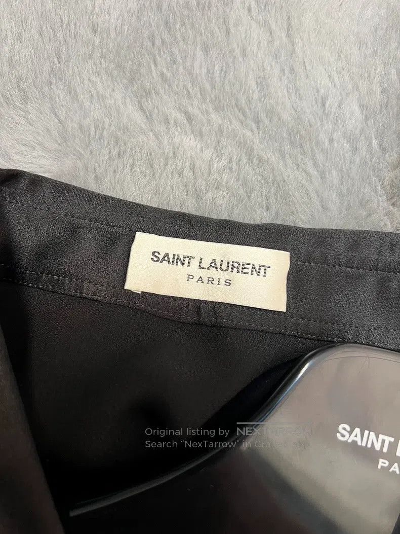 Saint Laurent Paris Saint Laurent Paris Black Deep V-neck Silk Shirt Size XS / US 0-2 / IT 36-38 - 3 Thumbnail