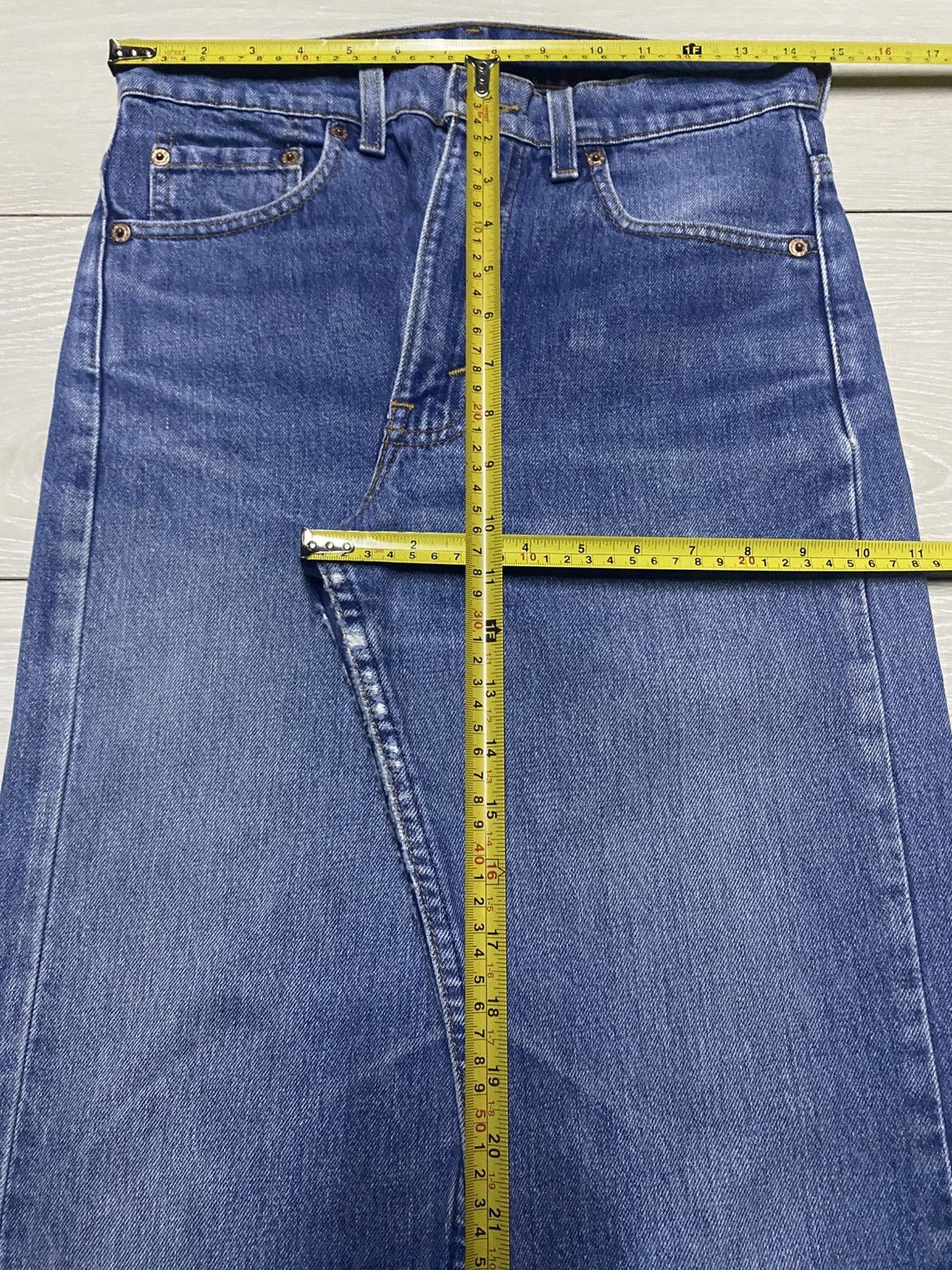 Levi's Vintage Levis 501 90s Blue Wash Distressed Jeans Size US 29 - 14 Thumbnail