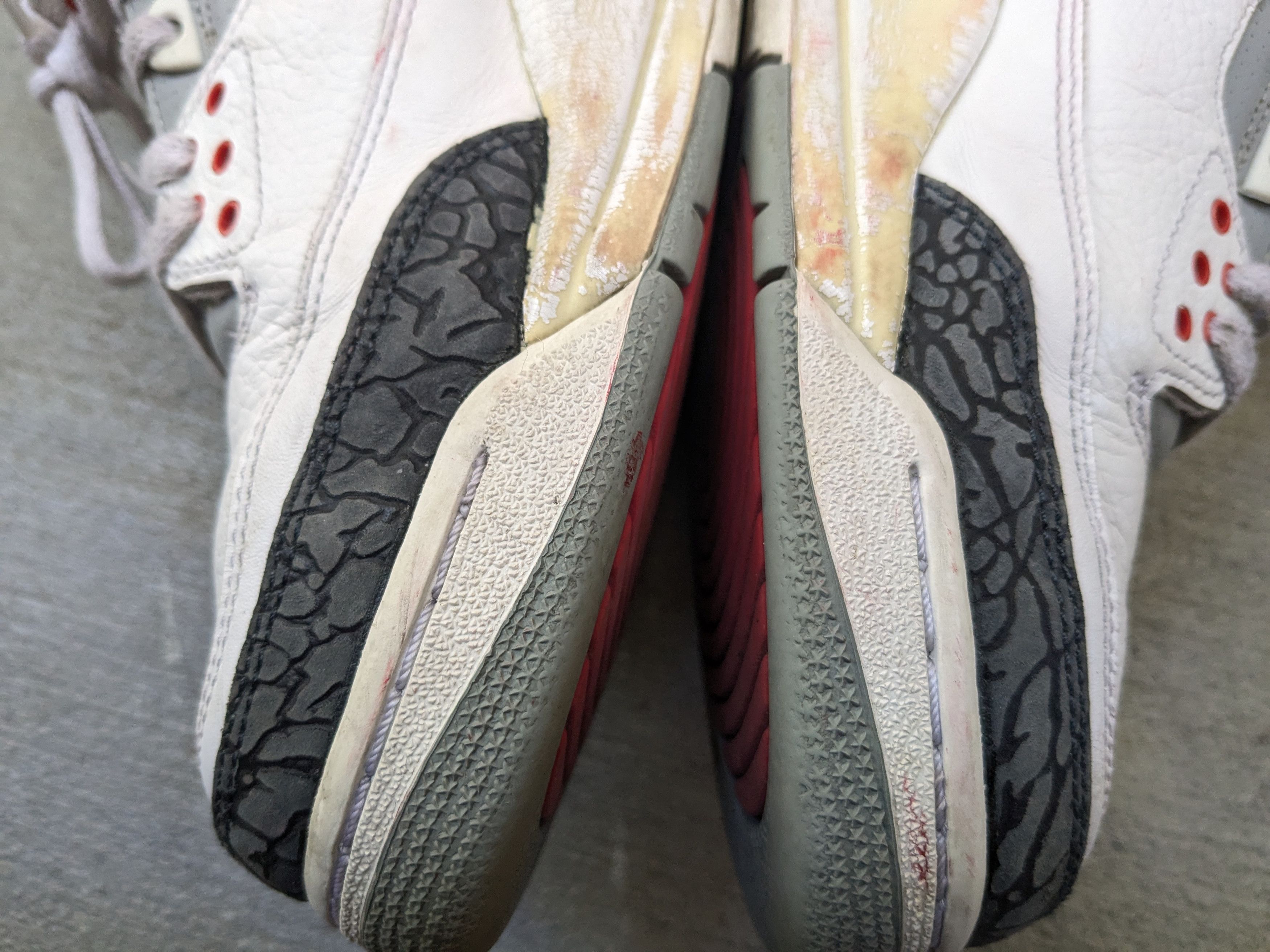 Jordan Brand Nike Air Jordan 3 Retro Fire Red 2007 136064-161 10 White Size US 10 / EU 43 - 11 Thumbnail