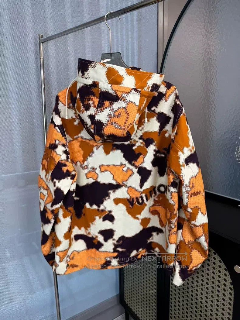 Louis Vuitton Louis Vuitton Map print orange camouflage assault jacket Size US L / EU 52-54 / 3 - 2 Thumbnail