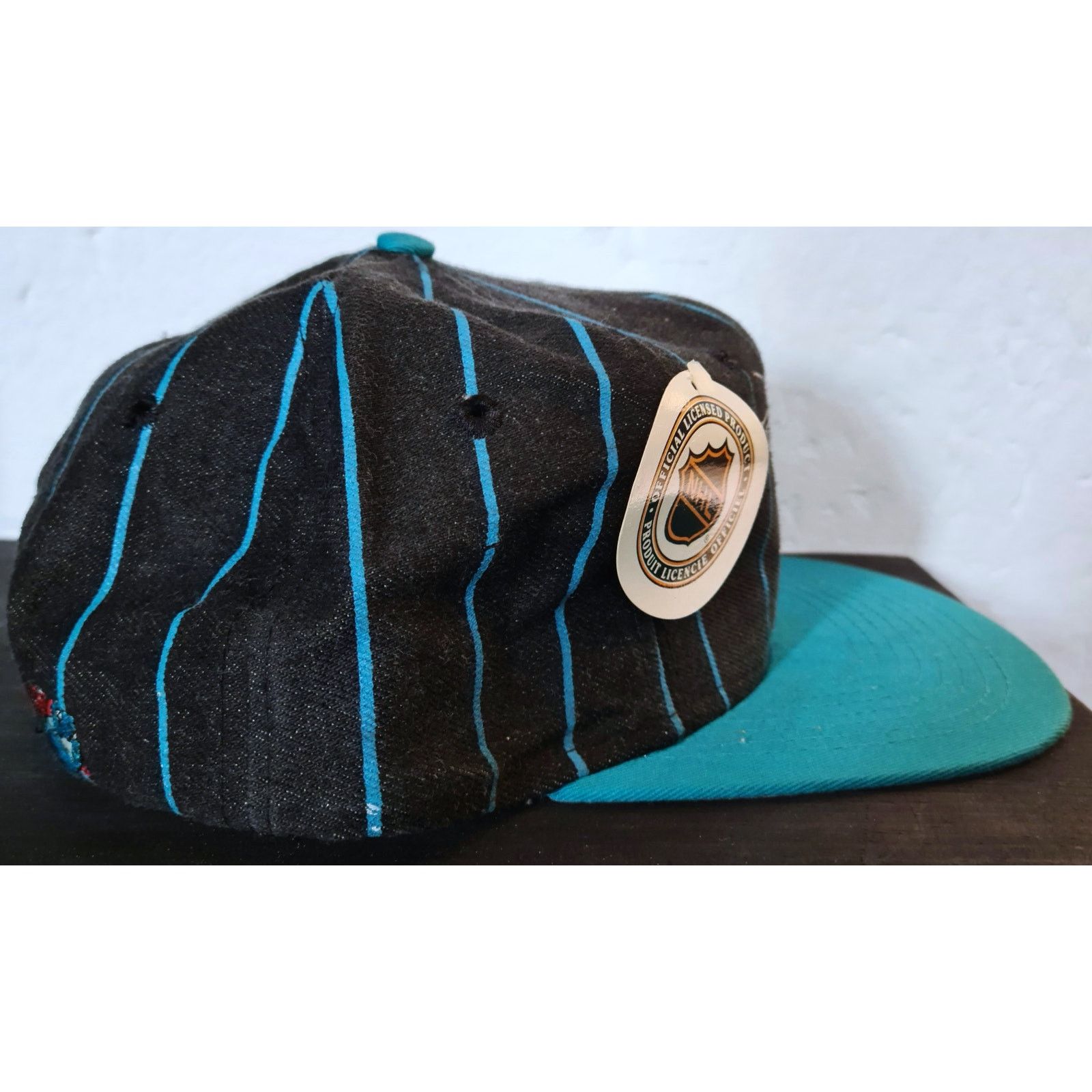 NHL × Sports Specialties NEW San Jose Sharks 90s UII snapback Pinstripe hockey vtg Size ONE SIZE - 2 Thumbnail