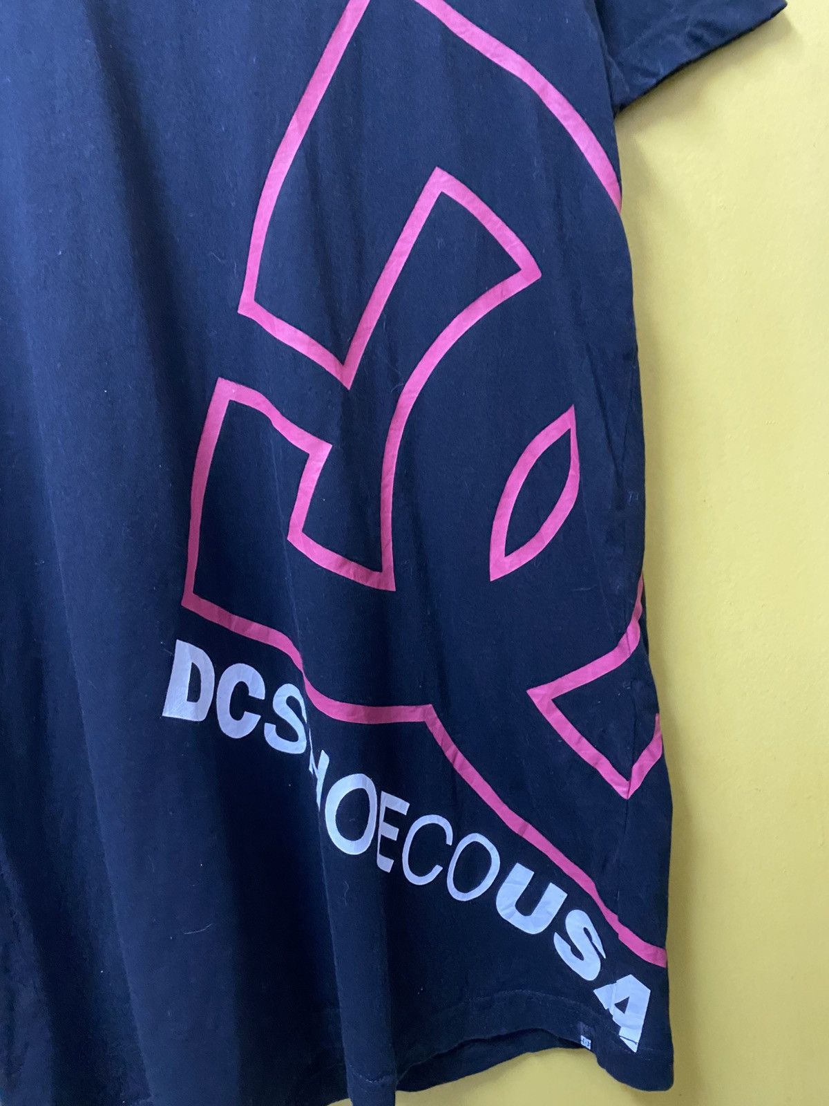 DC DCshoecausa Tshirt Short Sleeve Crewneck Size US S / EU 44-46 / 1 - 3 Thumbnail