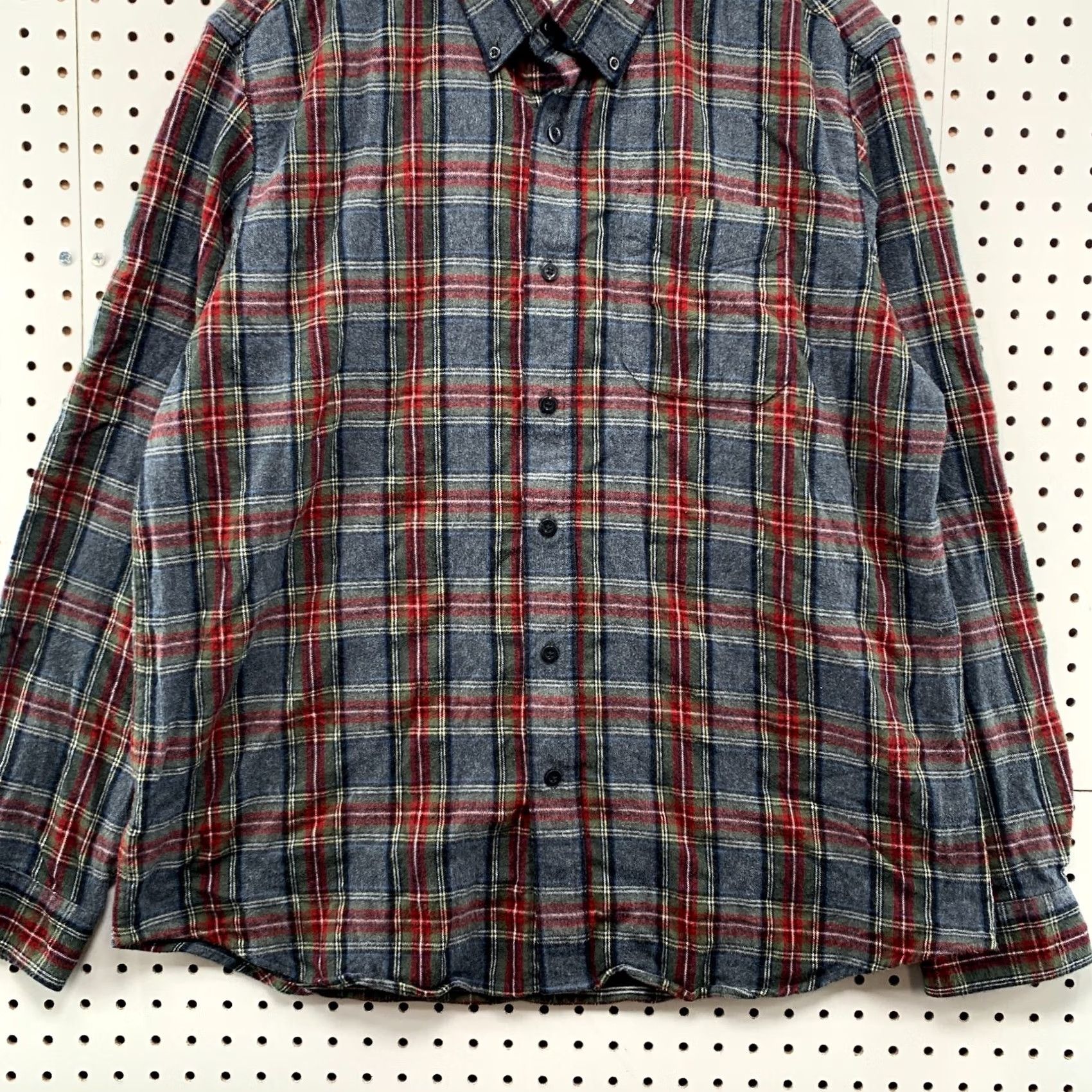 Vintage VINTAGE LL Bean Button-Down Pocket Flannel Shirt Mens Large Gray Red Plaid 25X30.5 Size US L / EU 52-54 / 3 - 7 Thumbnail