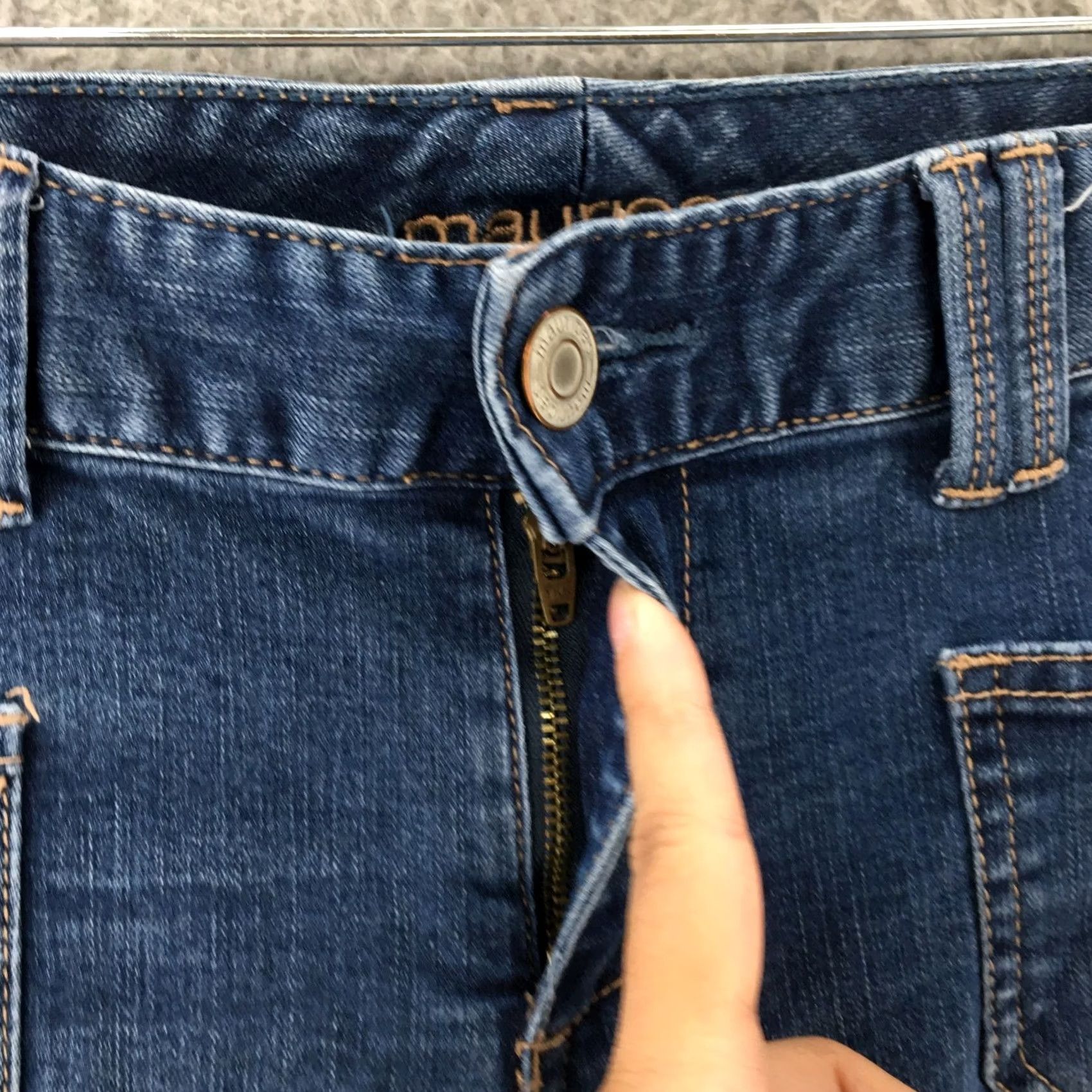 Vintage Maurices Jeans Womens Bootcut Regular Blue Dark Wash Denim Mid Rise Zip Fly 4 Mens Womens Girls Girls Size 27" / US 4 / IT 40 - 4 Thumbnail