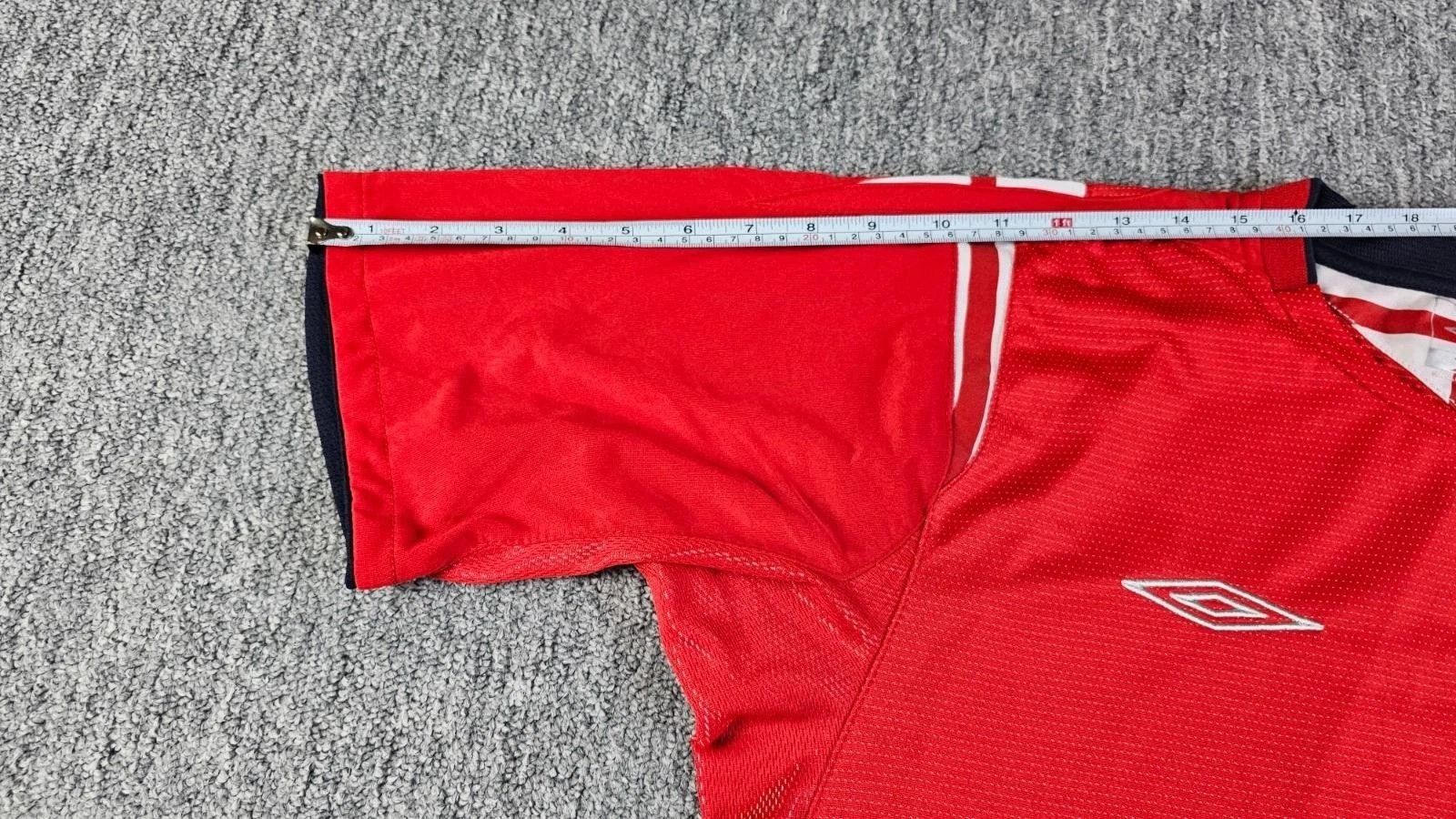Umbro Umbro England 2004-06 Away Jersey Red Euro 2004 World Cup L Size US L / EU 52-54 / 3 - 12 Thumbnail
