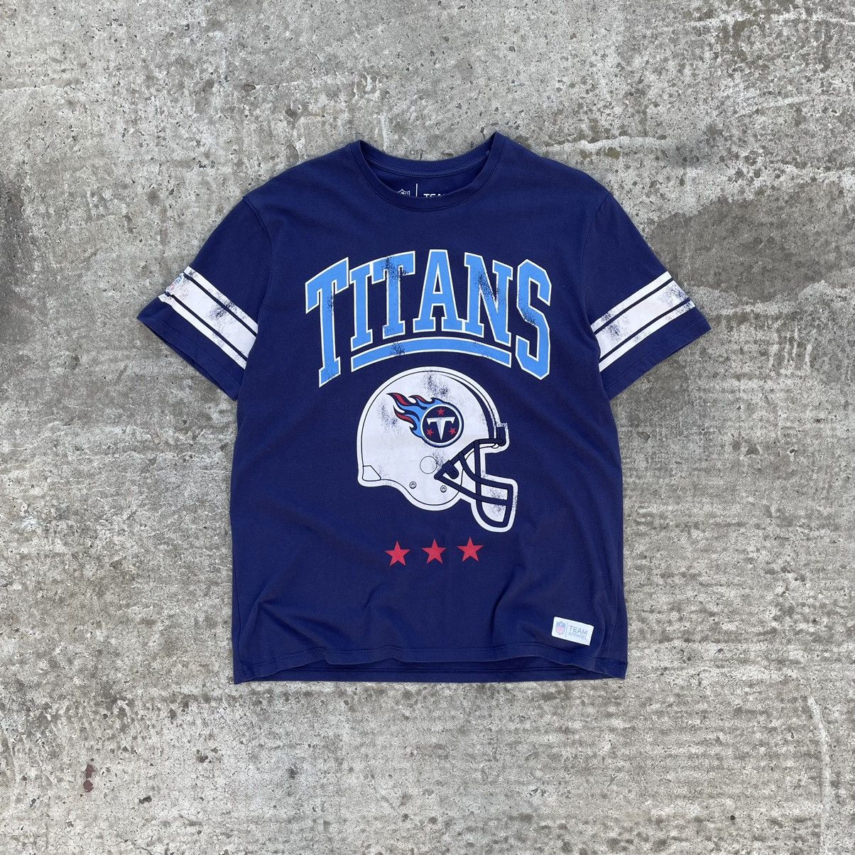 Vintage Vintage T-shirts Titans Big Logo Rugby Y2K Style USA Size US L / EU 52-54 / 3 - 1 Thumbnail