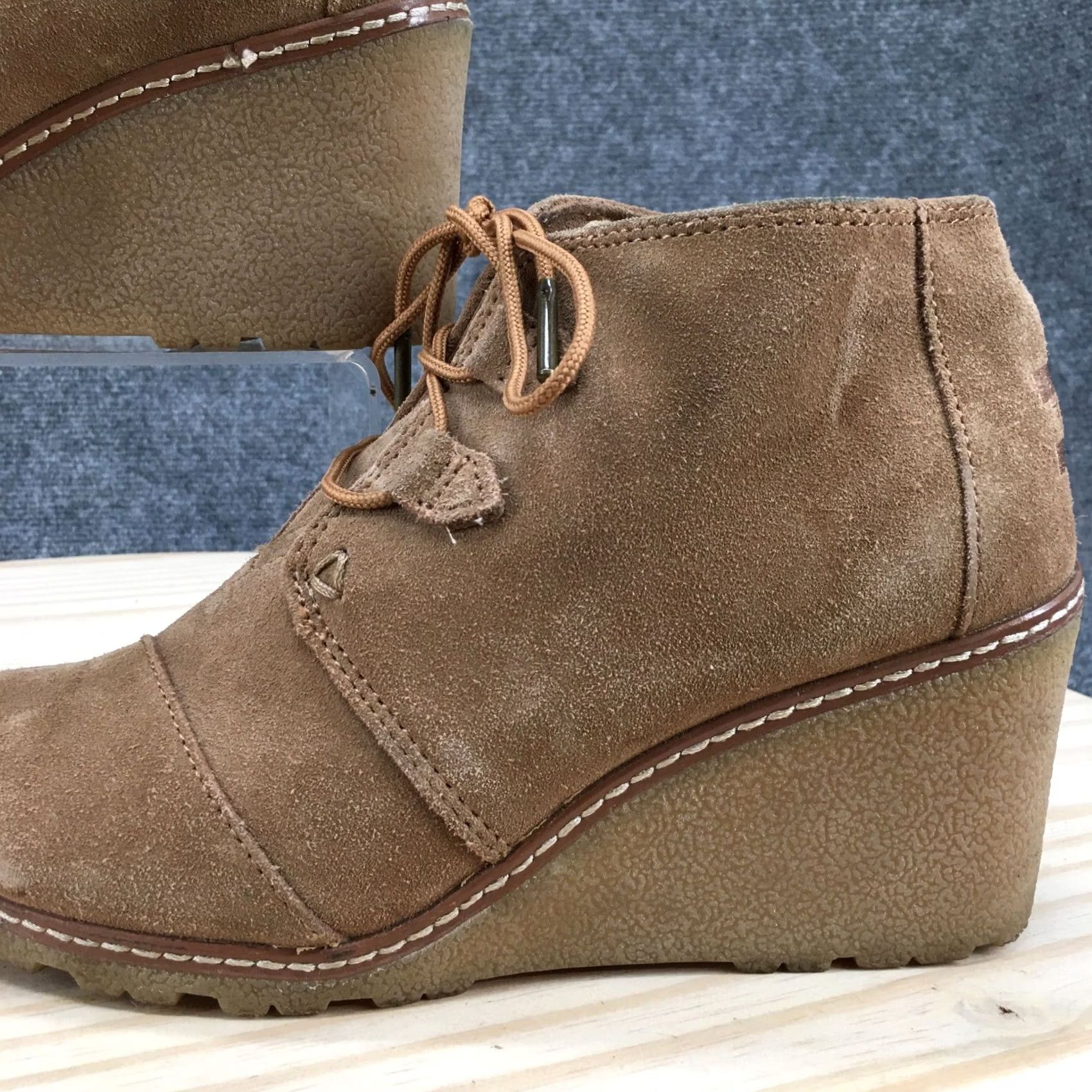 Toms TOMS Boots Womens 7.5 Kala Desert Wedge Ankle Bootie Brown Suede Casual Boots Size US 8 / IT 38 - 3 Thumbnail