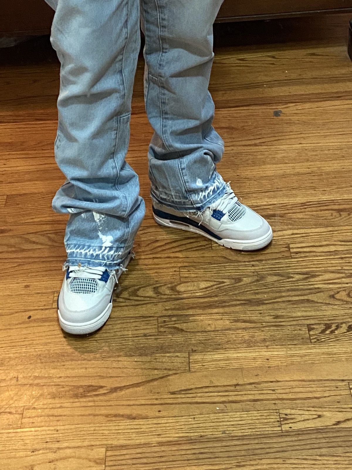 Reputation Studios Paint splatter flare jeans light denim Size US 34 / EU 50 - 4 Thumbnail