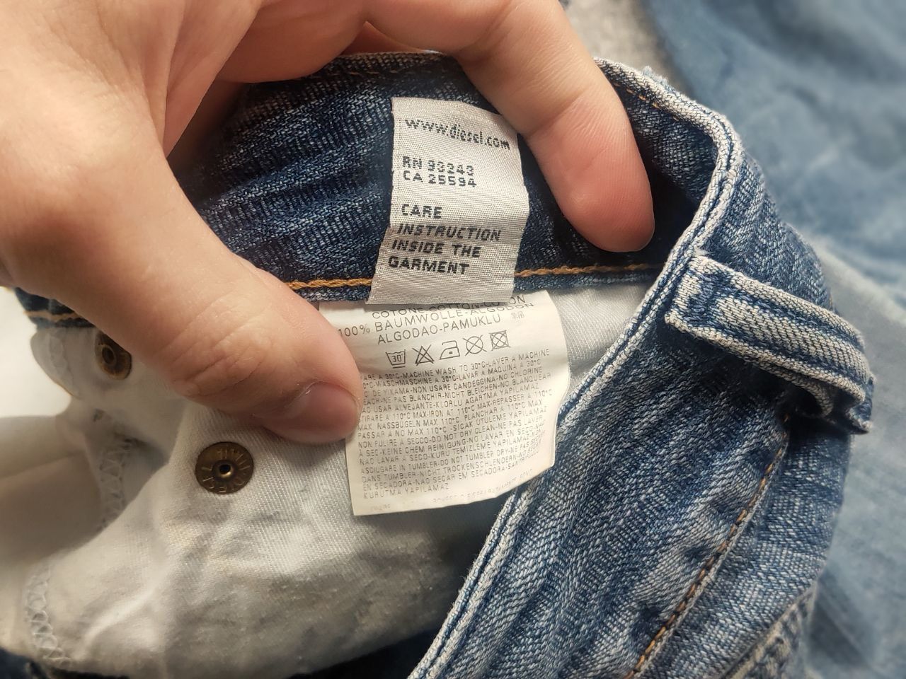 Diesel Vintage 90's Diesel Rabox distressed Denim Crazy Jeans LGB Size US 34 / EU 50 - 19 Thumbnail