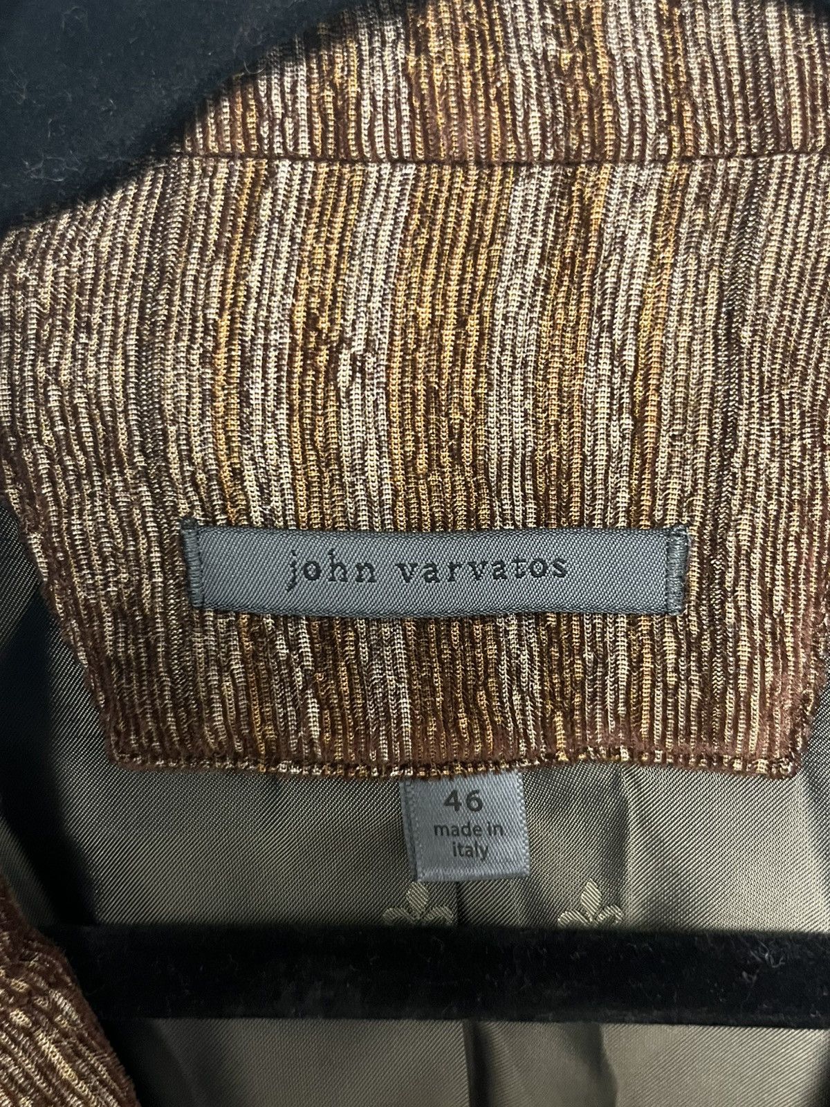 John Varvatos Asymmetrical Closure Velvet Jacket. Size EU 46 USA 36 Size US S / EU 44-46 / 1 - 6 Thumbnail