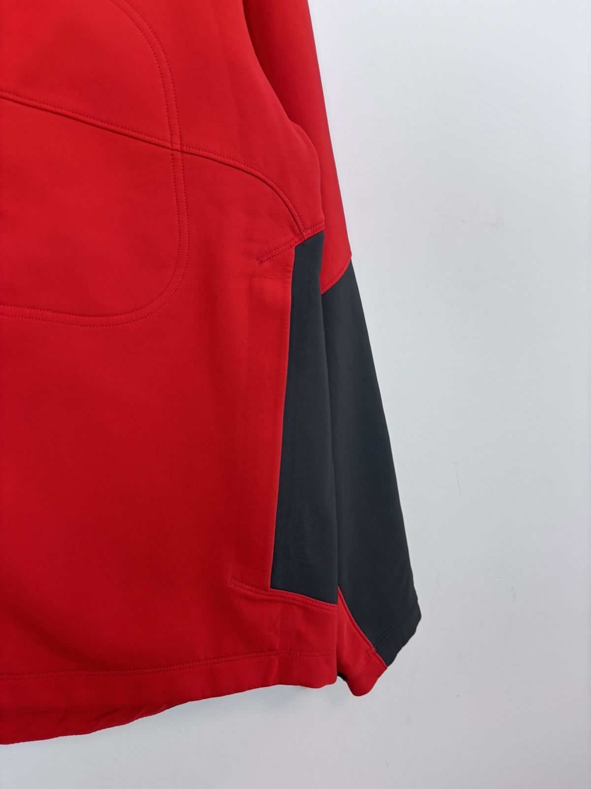 Nike ACG Nike ACG Men’s Soft Shell Jacket Fleece Lined Red/Grey Size US L / EU 52-54 / 3 - 9 Thumbnail