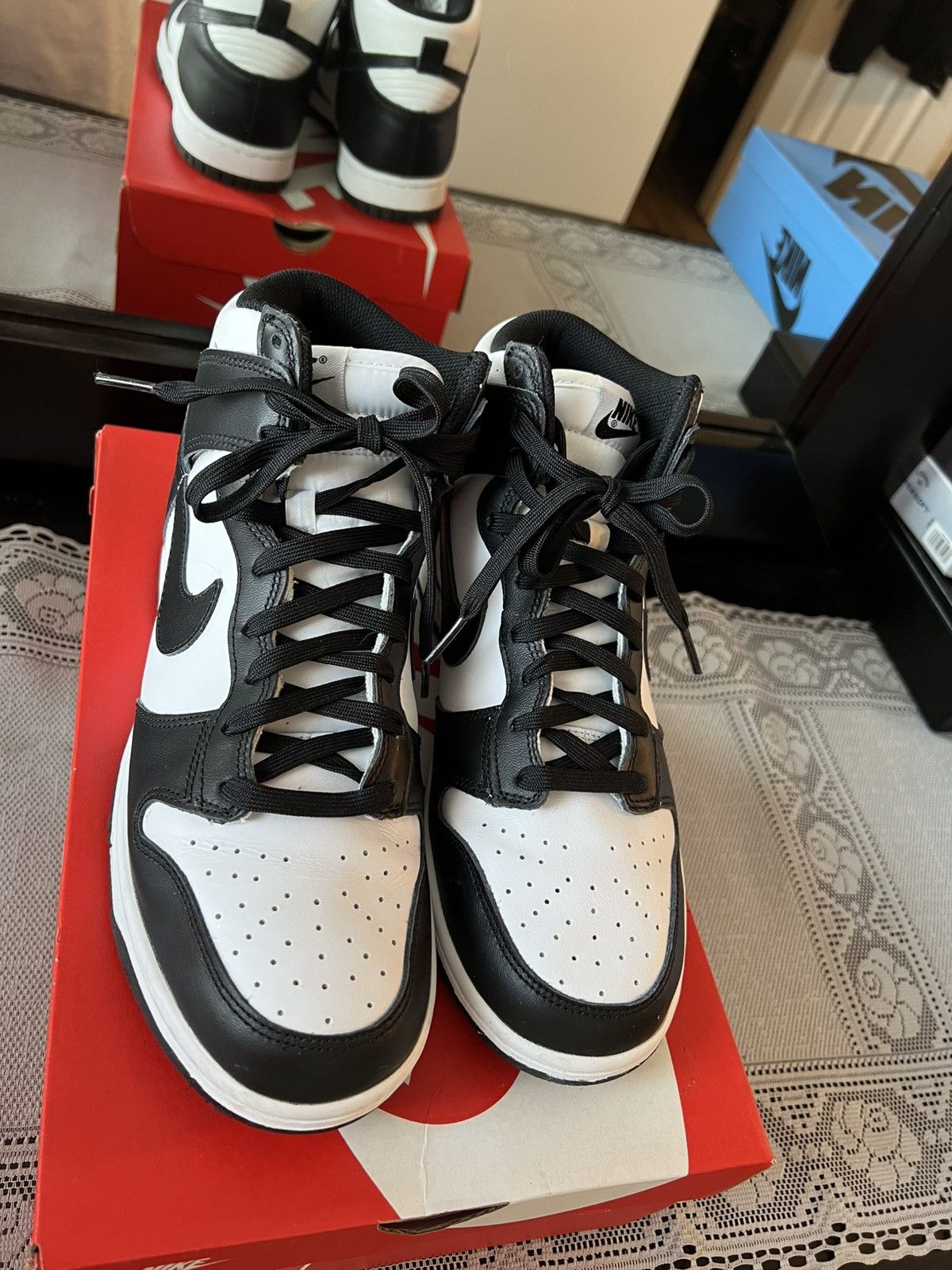 Nike Nike Dunk Hi Retro Panda Black + White Size US 8.5 / EU 41-42 - 3 Thumbnail