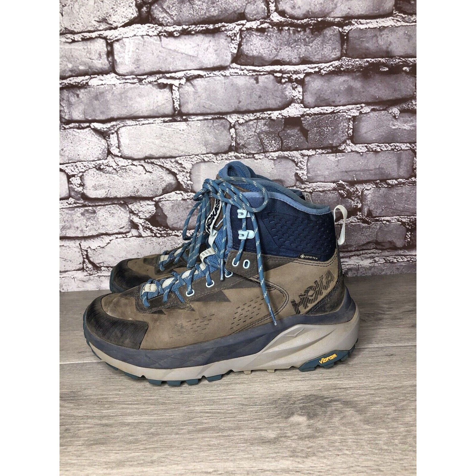 Hoka Men's Hoka One One Kaha GTX Gore-Tex Blue & Gray Mid Hiking Size US 8 / IT 38 - 9 Thumbnail