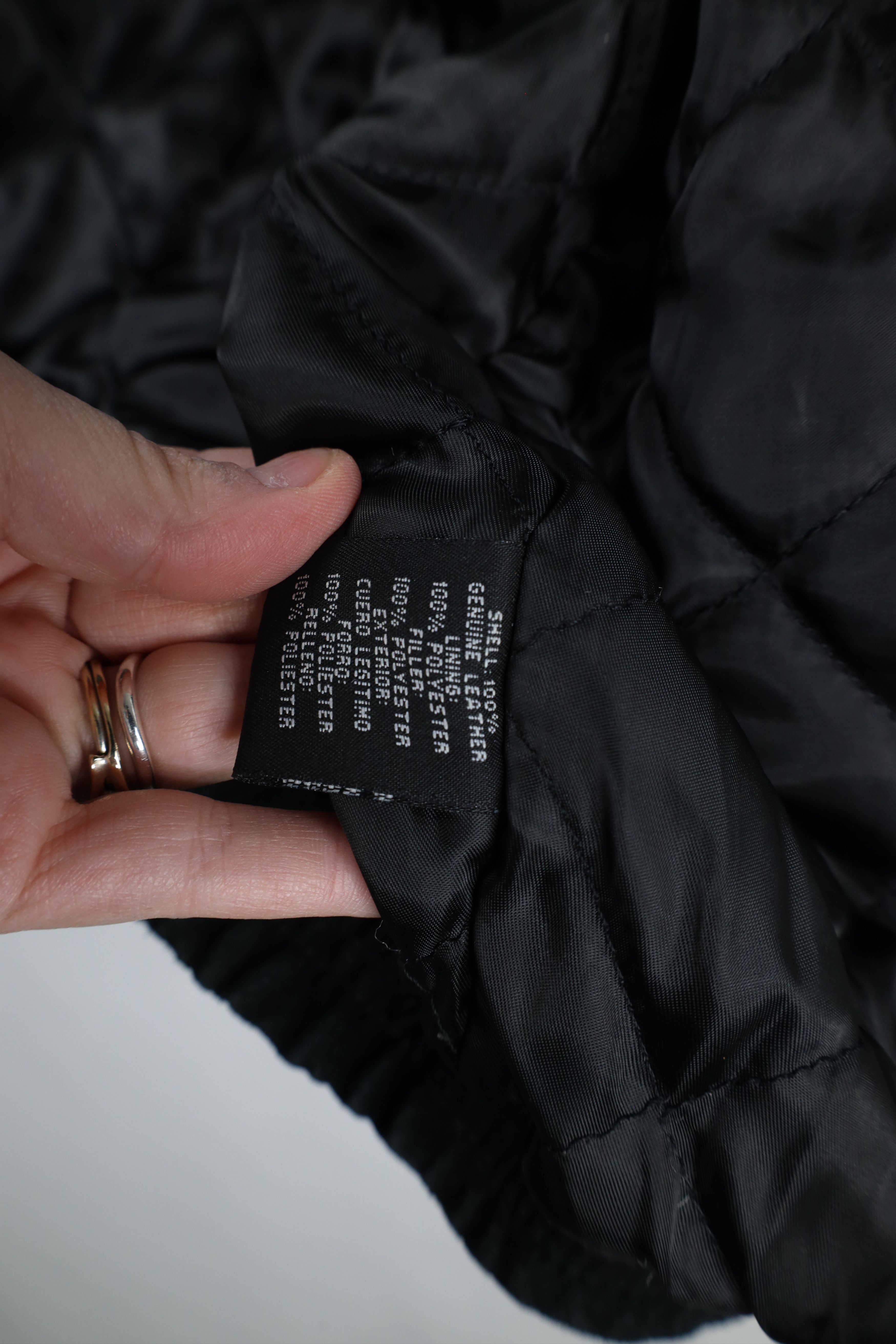 Vintage Vintage 90s Streetwear Faded Quilted Suede Leather Jacket Size US L / EU 52-54 / 3 - 13 Thumbnail
