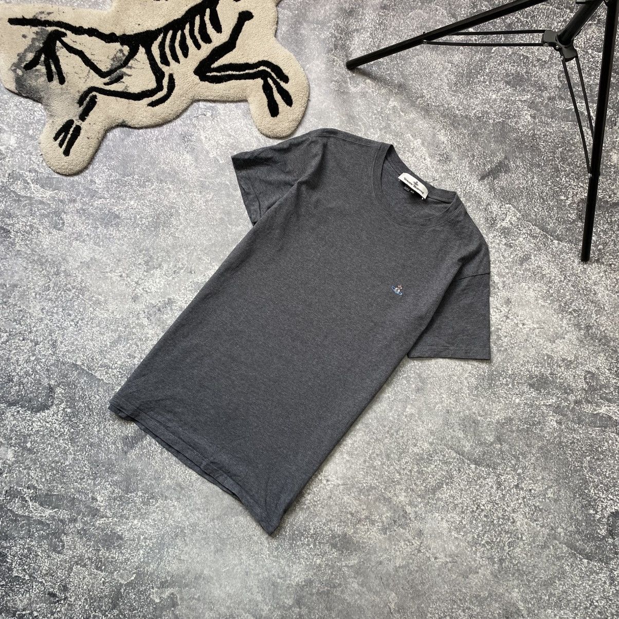 Vivienne Westwood Luxury Vivienne Westwood Small logo designer basic tee Size US XS / EU 42 / 0 - 1 Thumbnail