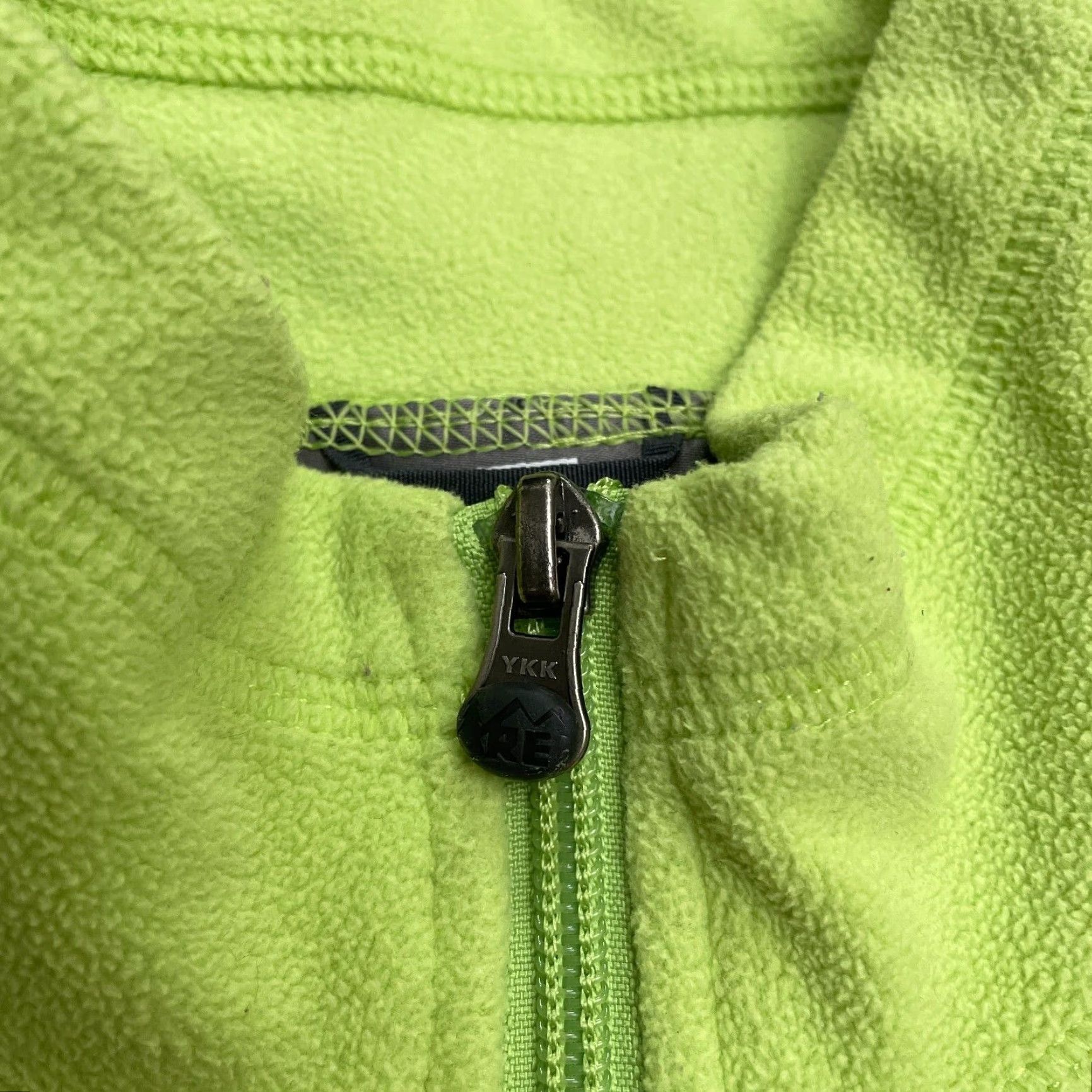 Vintage REI Fleece Jacket Women L Apple Green Full Zip Pockets Outdoor Hiking Casual Size L / US 10 / IT 46 - 3 Thumbnail