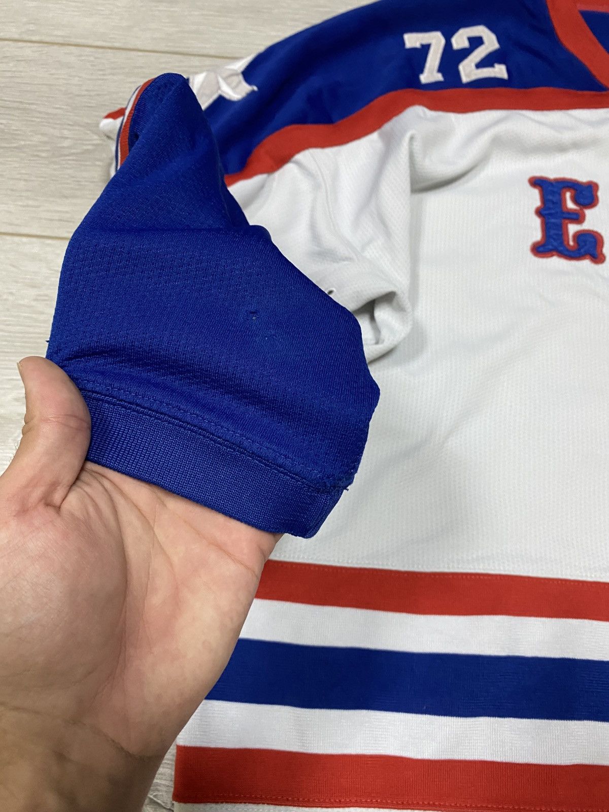 Ecko Unltd. Vintage Ecko Unltd. Seven Deuce Frozen Four Sponsered Jersey Size US L / EU 52-54 / 3 - 10 Thumbnail