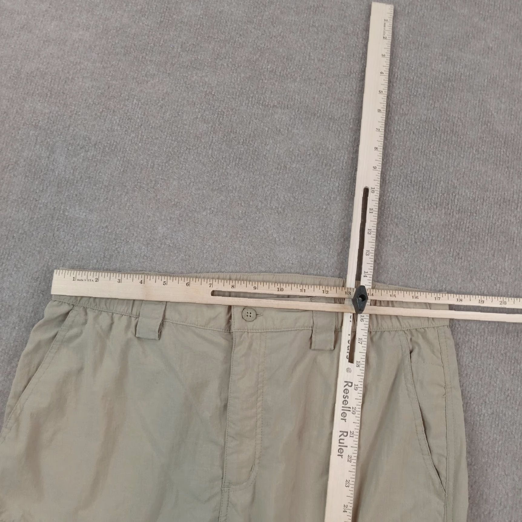 The North Face The North Face Pants Mens Large Short Beige Cargo Pockets Hiking Outdoors Casual Size US 33 - 4 Thumbnail