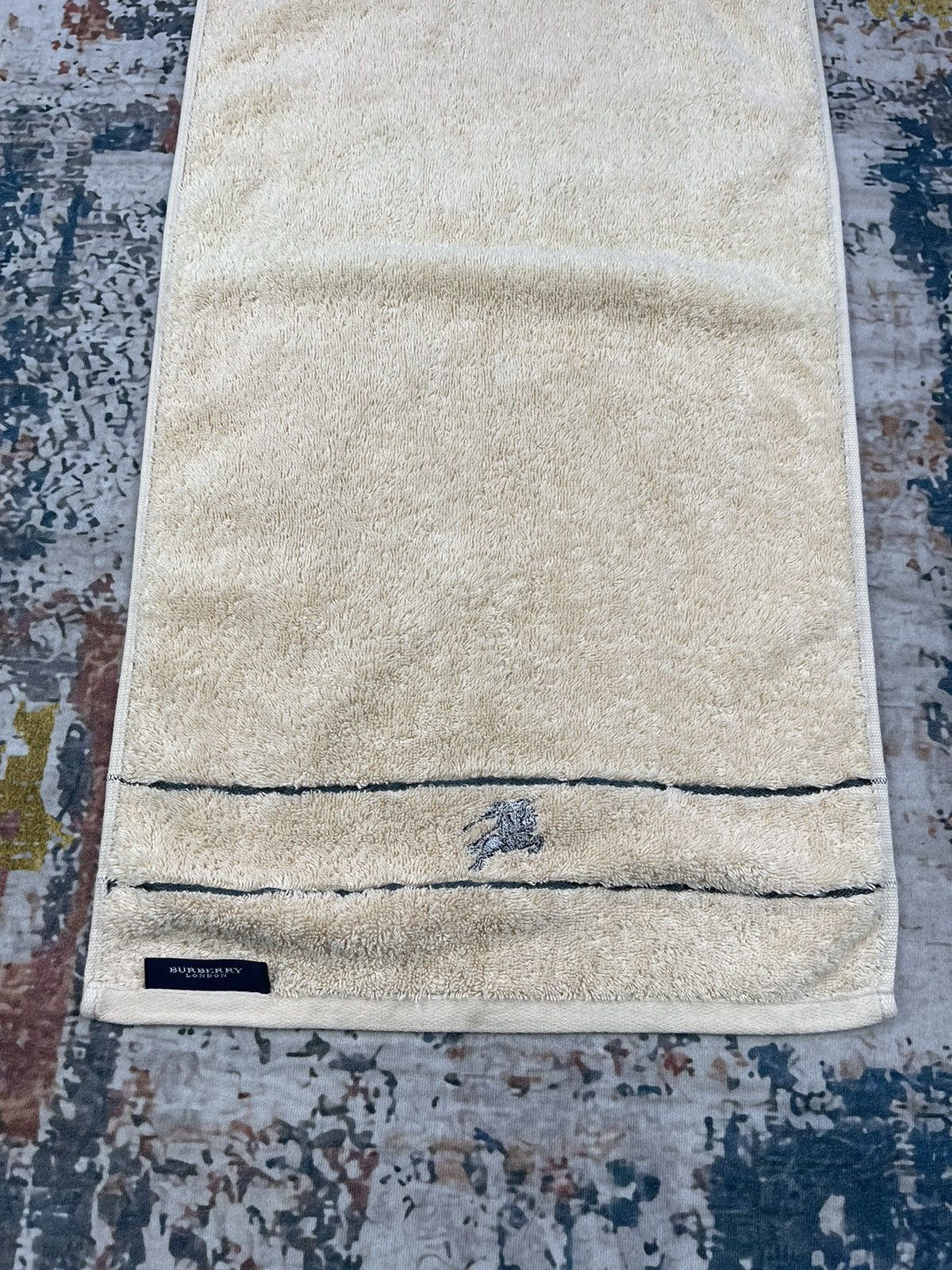 Burberry BURBERRY LONDON FACE TOWEL Size ONE SIZE - 4 Thumbnail