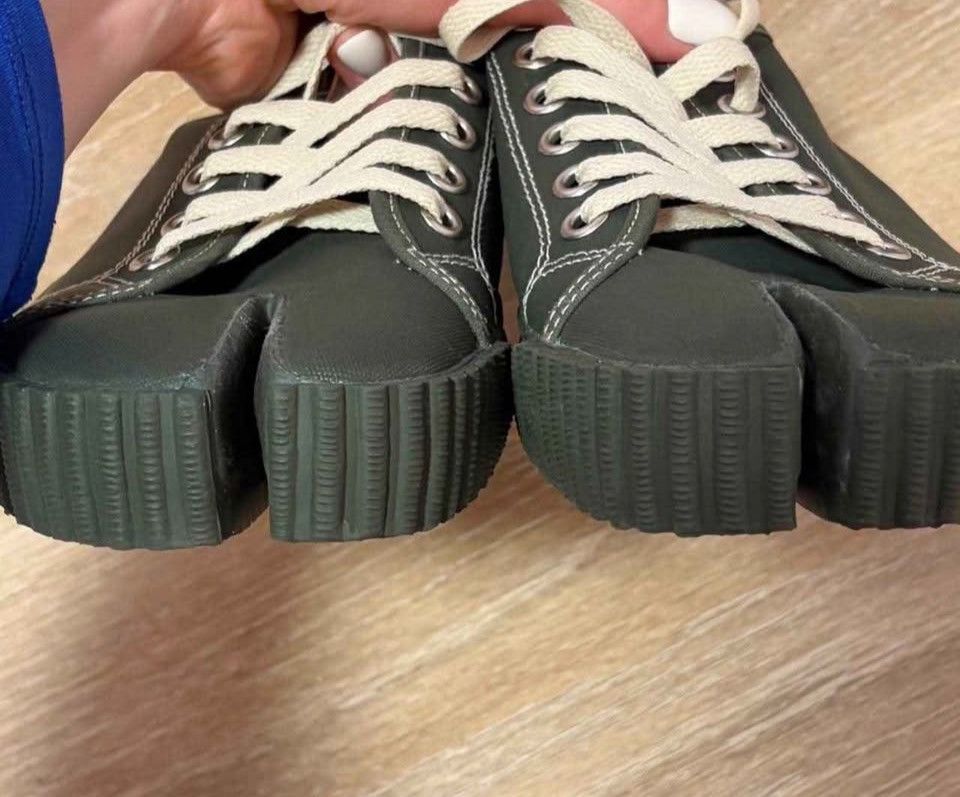 Maison Margiela Maison Margiela Tabi Sneakers Size US 10 / IT 40 - 3 Thumbnail