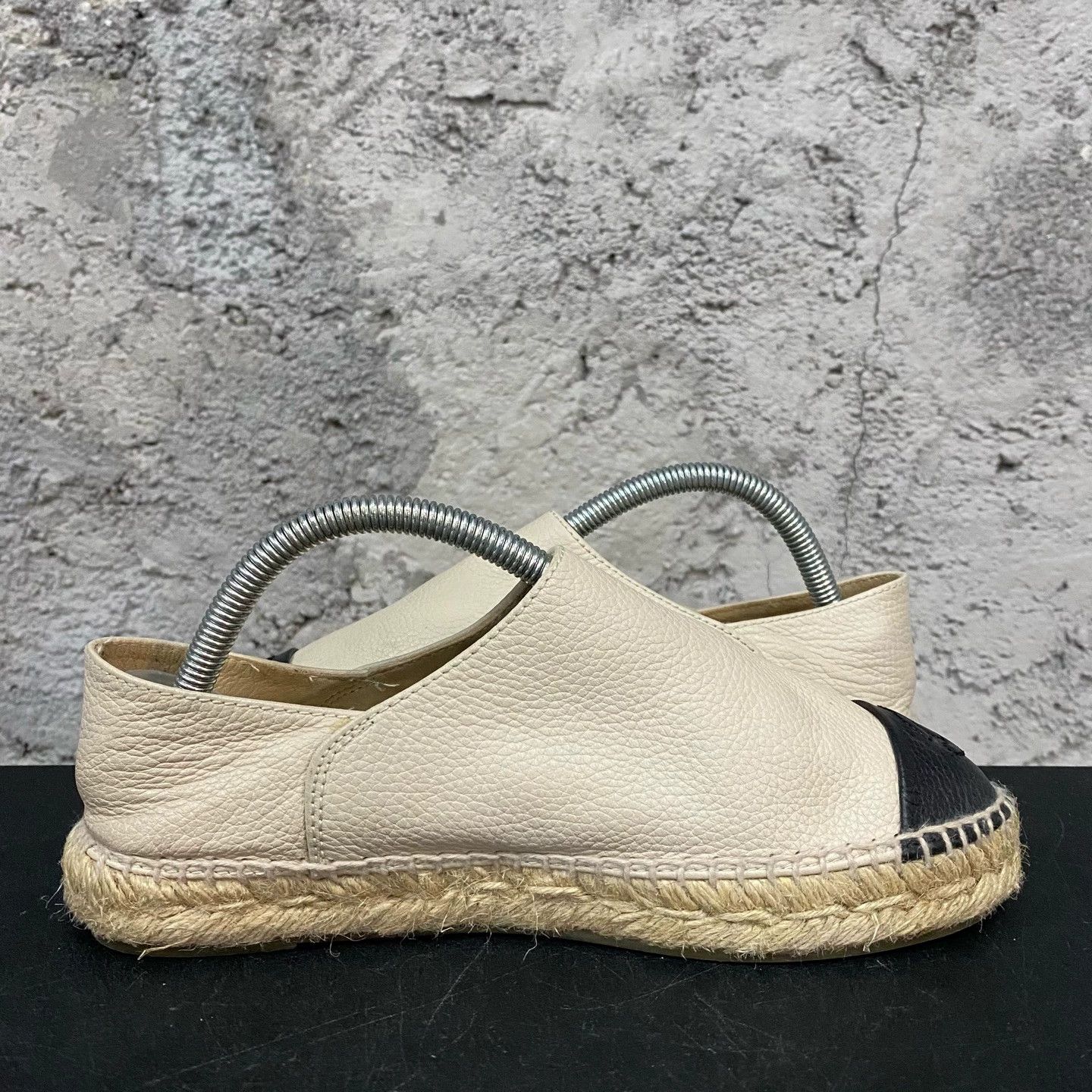 Chanel Chanel Women's Fisherman Sneakers 36 Size US 5 / IT 35 - 4 Thumbnail