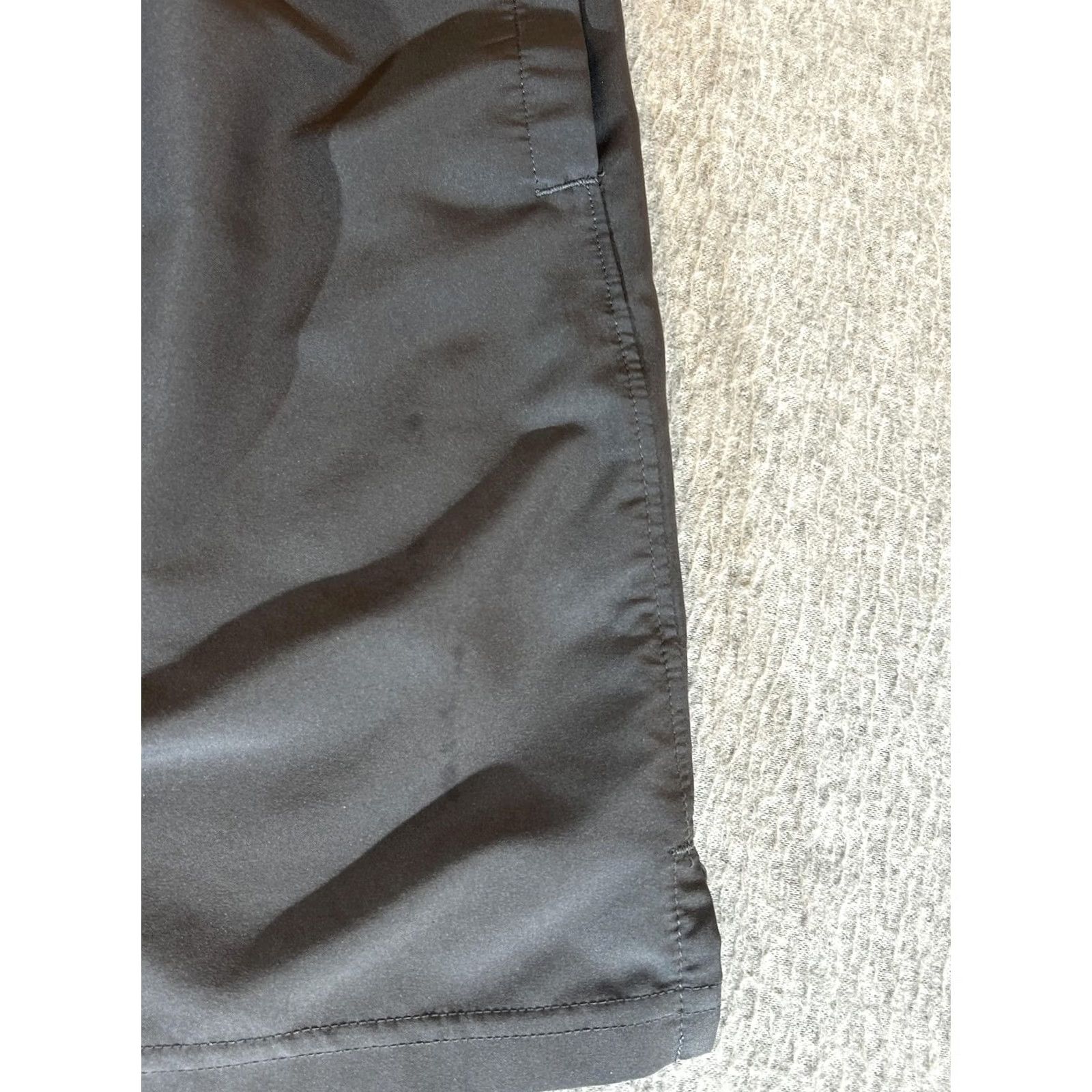 Under Armour Under Armour Shorts Mens M Gray Running Gym Training Workout Lined Tech Size US 31 - 3 Thumbnail
