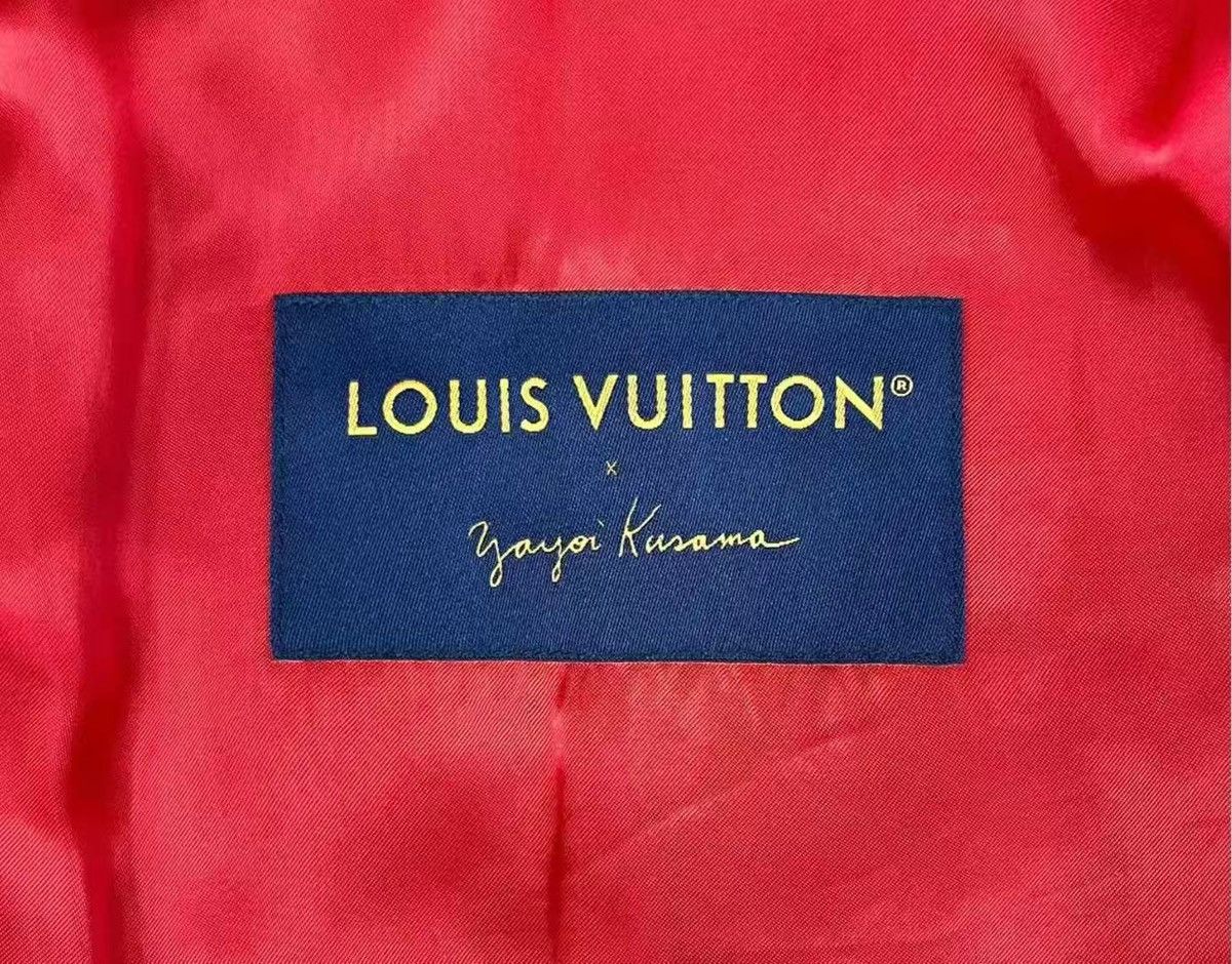 Louis Vuitton × Yayoi Kusama Louis Vuitton x Yayoi Kusama 50 Flower Varsity jacket Size US M / EU 48-50 / 2 - 7 Thumbnail
