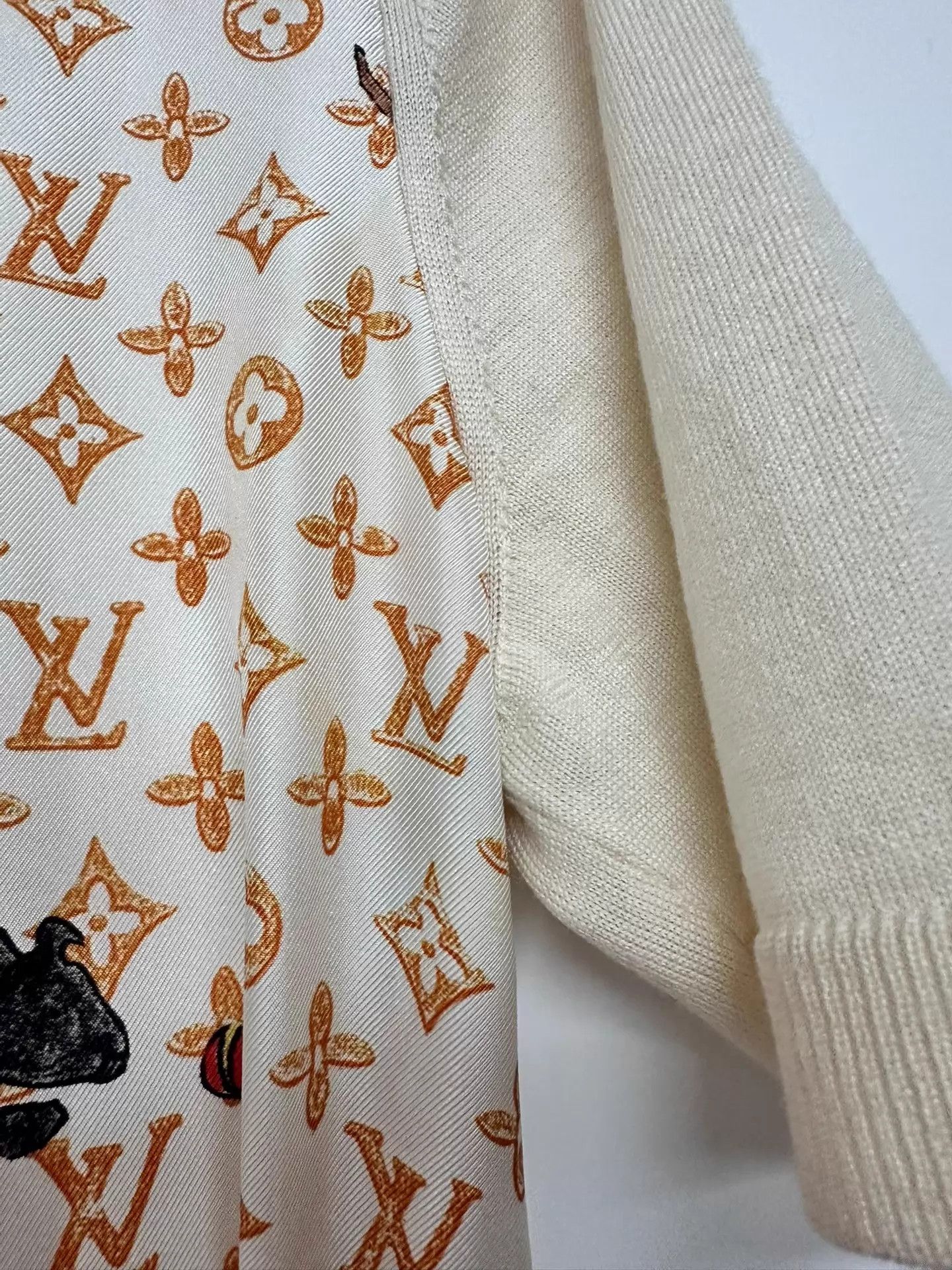 Louis Vuitton Louis Vuitton All Over Print Short Sleeve Tee XS Size XS / US 0-2 / IT 36-38 - 5 Thumbnail