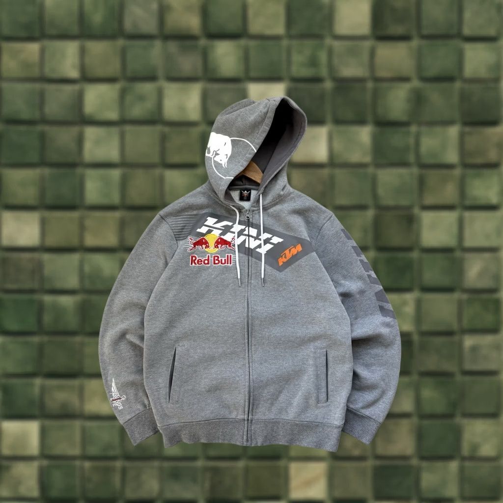 Vintage RED BULL KTM ZIP HOODIE GRAY MOTORRAD Y2K STREETWEAR JACKET HOODED Hoodie Mens L Gray Racing KTM Red Bull Jacket Sports Motorcycle Zip Hooded Size US L / EU 52-54 / 3 - 1 Thumbnail