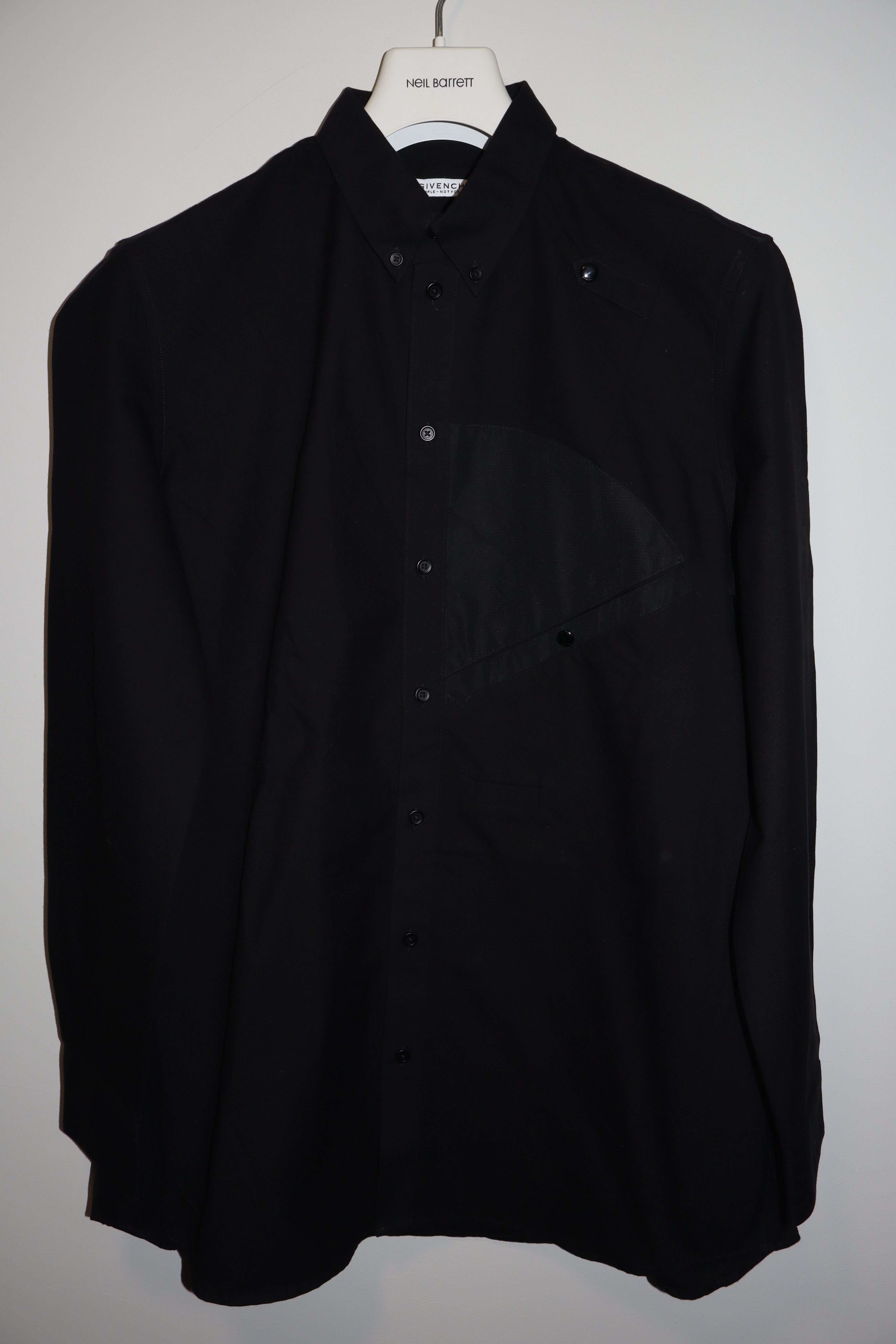 Givenchy 1 of 1 piece! Back pocket shirt Size US M / EU 48-50 / 2 - 2 Thumbnail