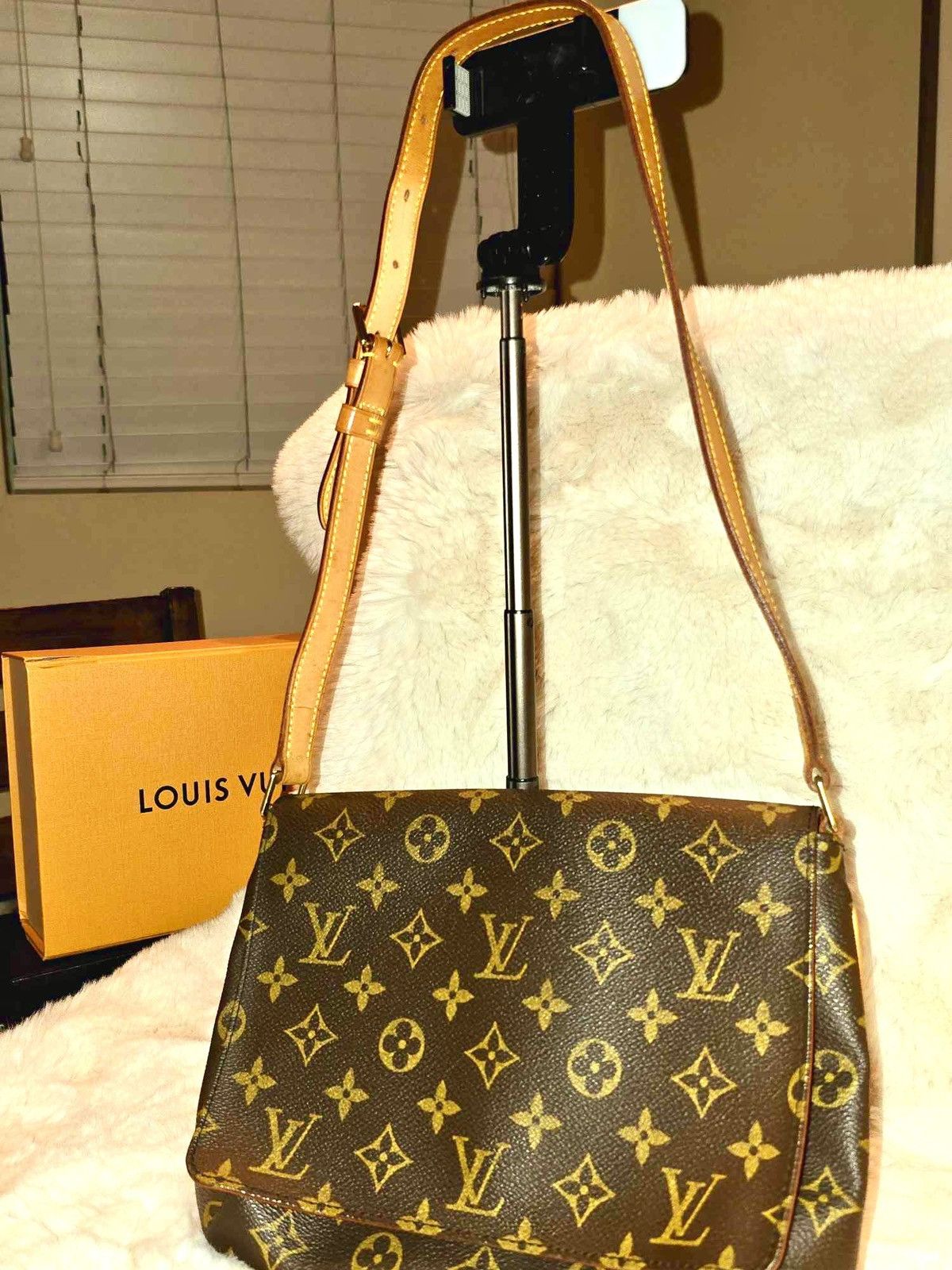Louis Vuitton Louis Vuitton Musette Tango Size ONE SIZE - 3 Thumbnail