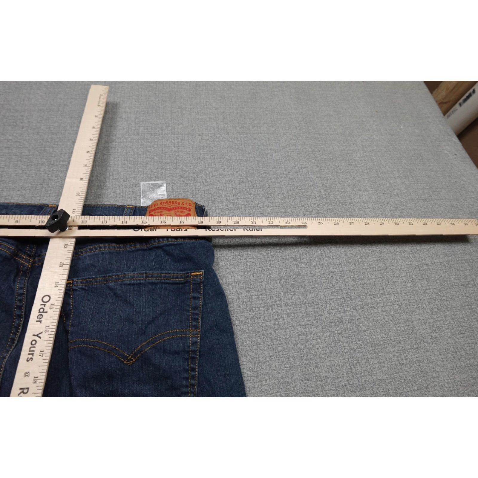 Levi's Levi's 505 Jeans Mens 38x30 Blue Denim Stretch Dark Wash Straight 5-Pocket Zip Fly Leather Patch Cotton Blend Vintage No Size US 38 / EU 54 - 7 Thumbnail