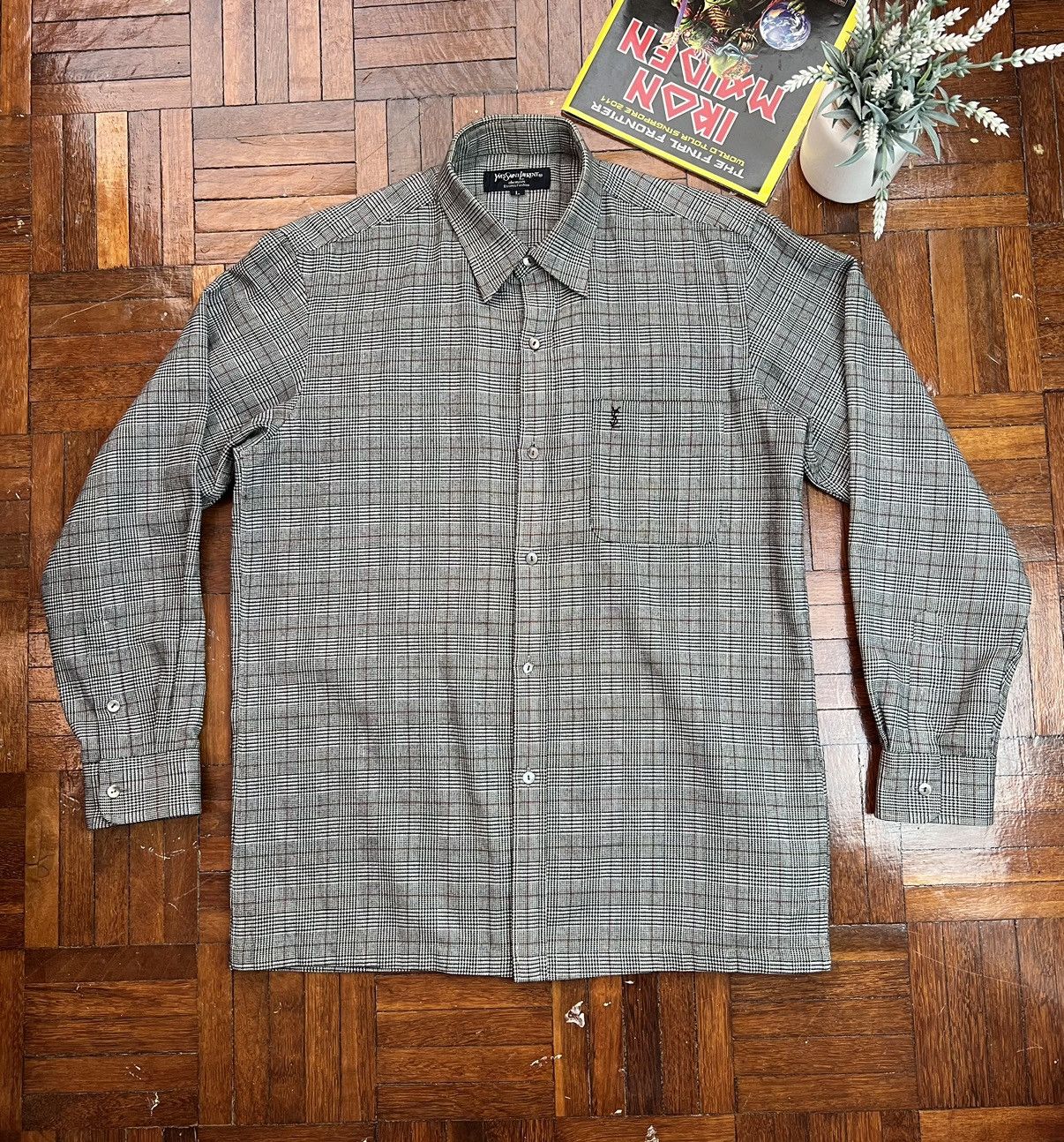 image of Offervintage YVES Saint Laurent Chemisis Button Up Size L in Grey, Men's