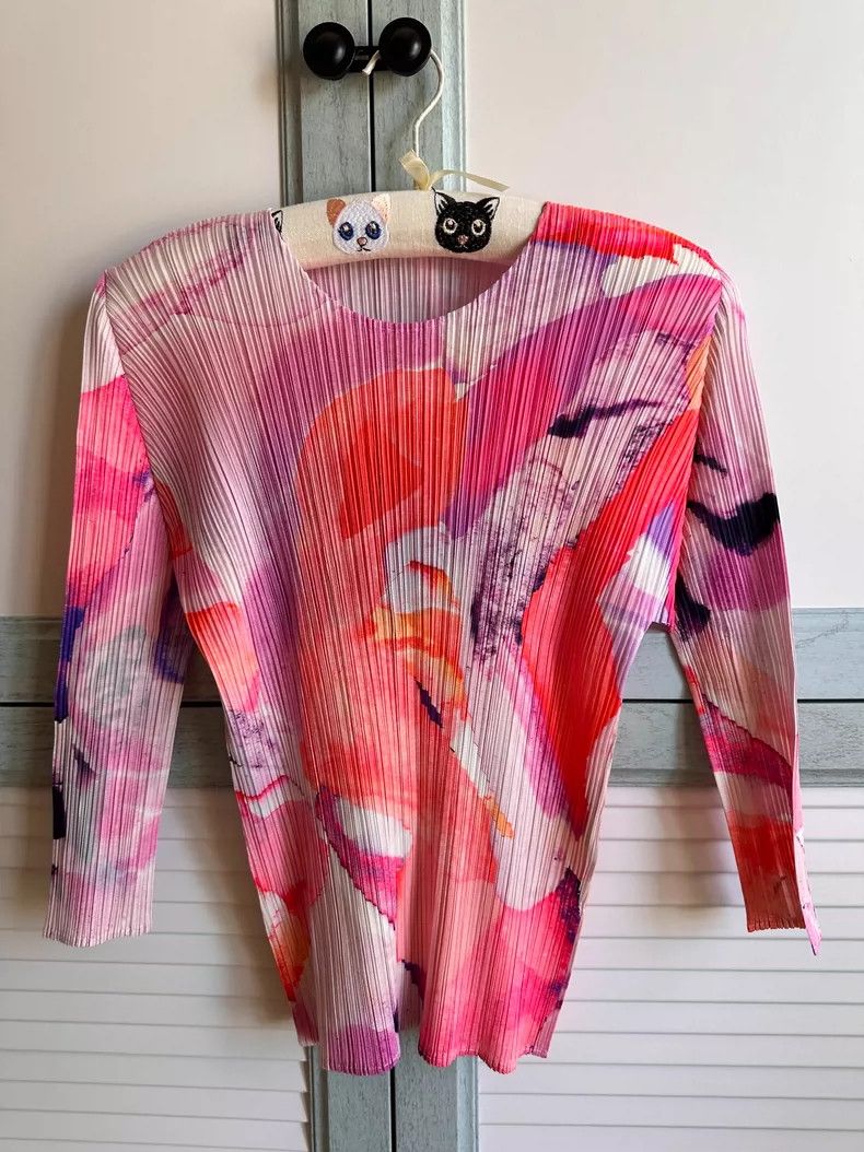 Issey Miyake Issey Miyake size:3 Pink floral top Size XS / US 0-2 / IT 36-38 - 4 Thumbnail