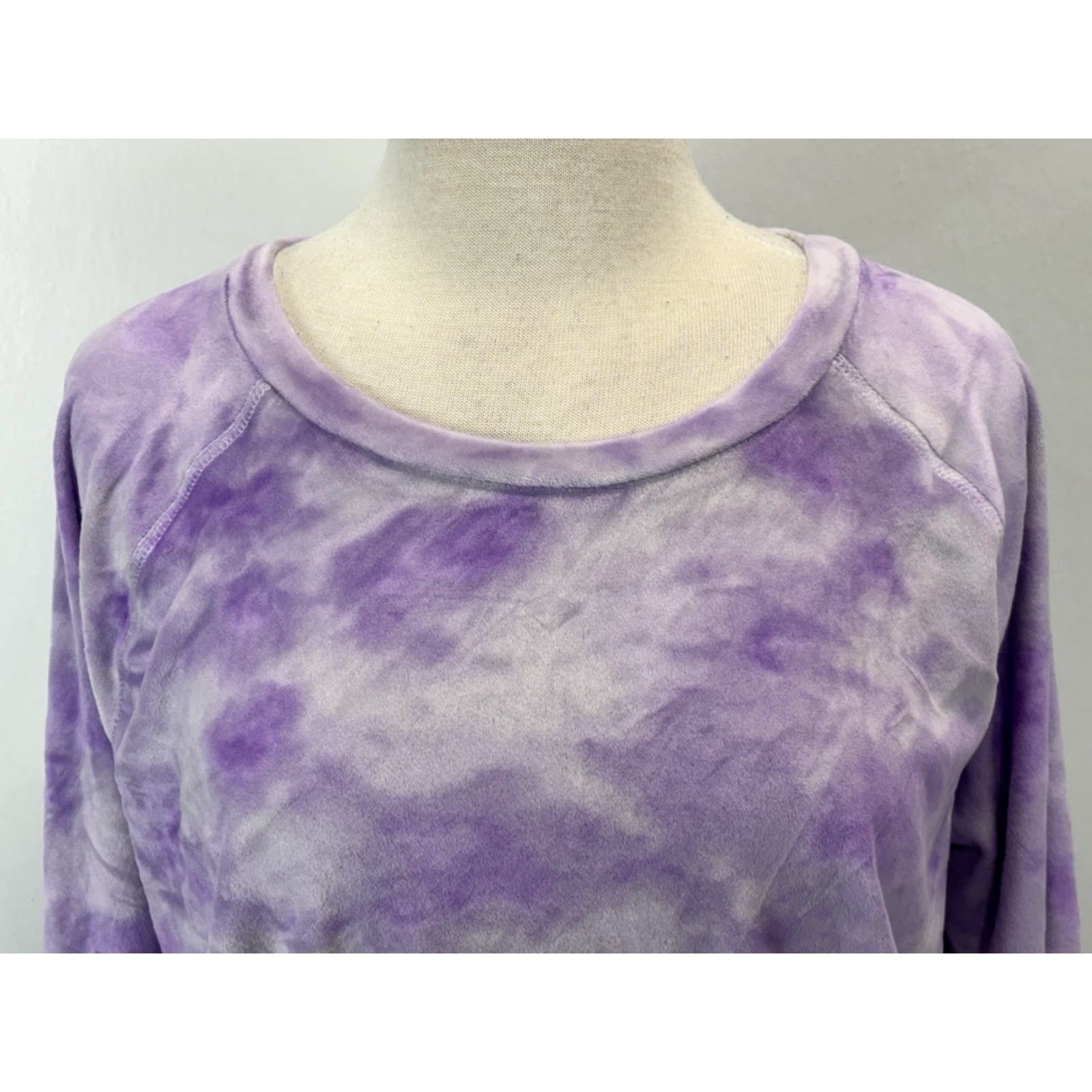 Juicy Couture VINTAGE Juicy Couture Pajama Set Velour 2 Piece Women XL Purple Tie Dye Pockets Lounge Sleepwear - Womens XL Size ONE SIZE - 5 Thumbnail