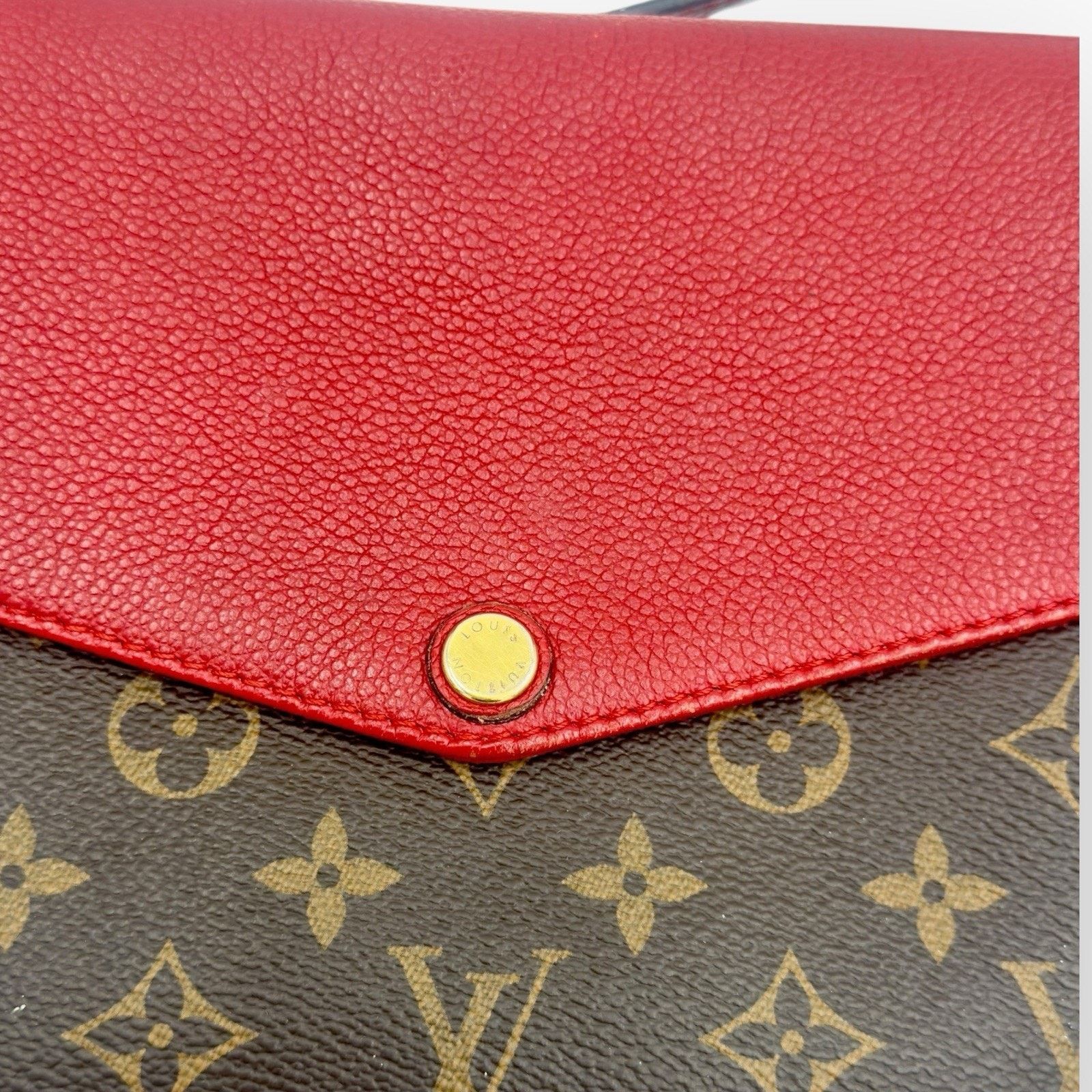 Louis Vuitton authentic Monogram Twice Crossbody Bag With Red Leather Size ONE SIZE - 3 Thumbnail