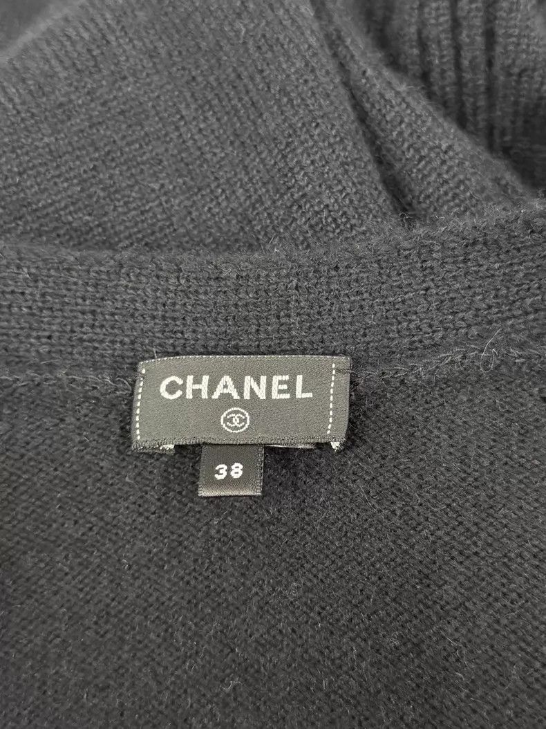 Chanel Chanel Black V-neck cashmere knitted dress Size XS / US 0-2 / IT 36-38 - 4 Thumbnail