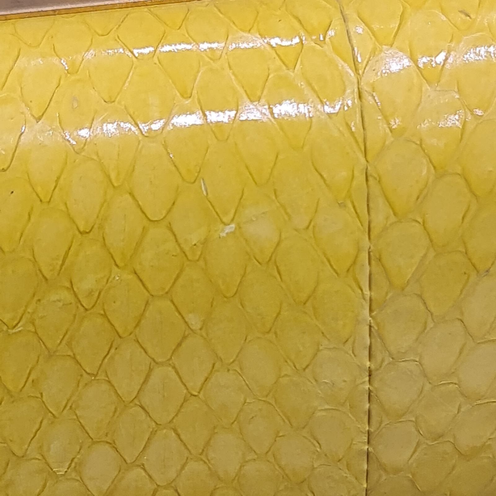 Alexander McQueen Alexander McQueen Yellow Snakeskin Skull Clutch Size ONE SIZE - 4 Thumbnail